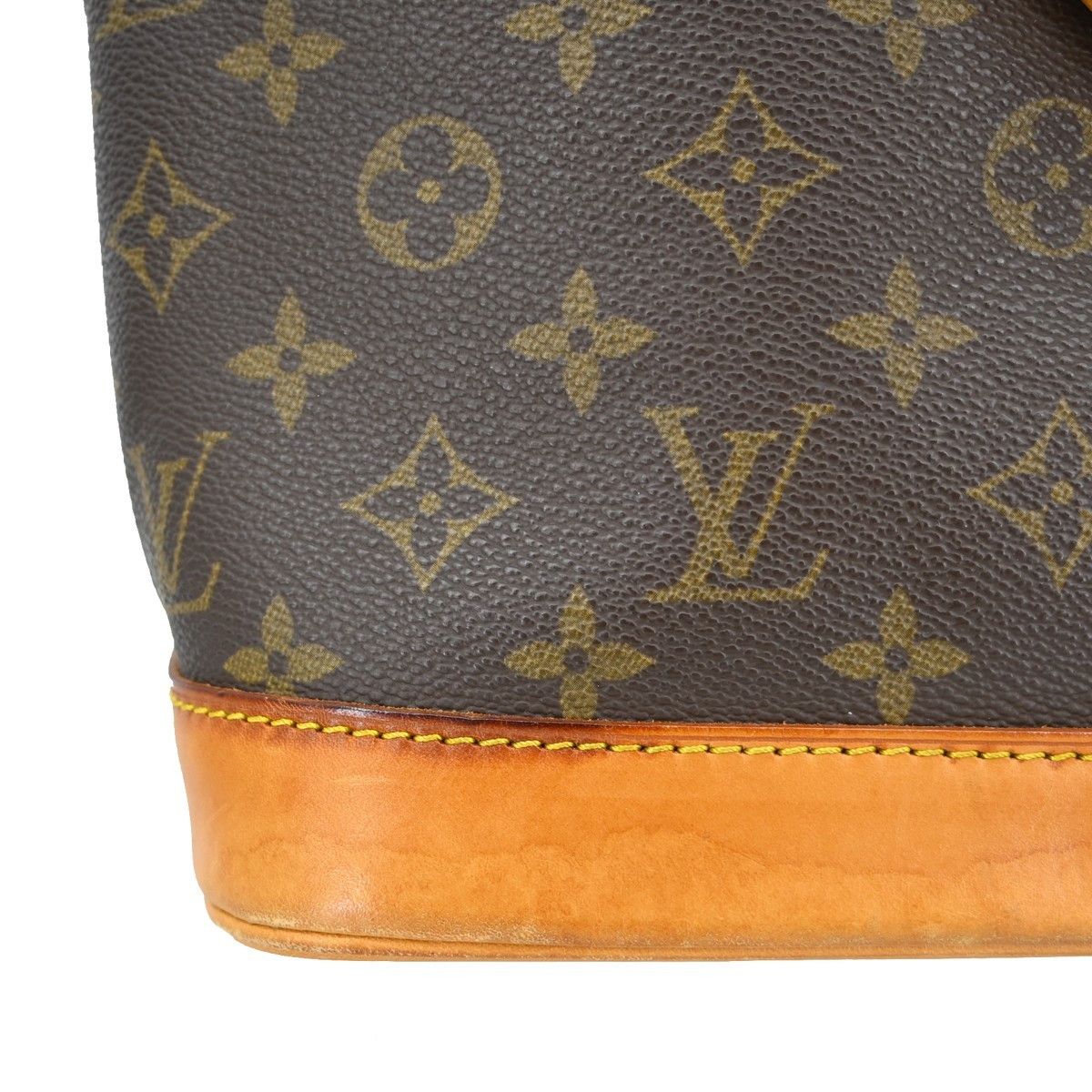 Louis Vuitton Louis Vuitton Alma Handbag Monogram Canvas Size ONE SIZE - 12 Thumbnail