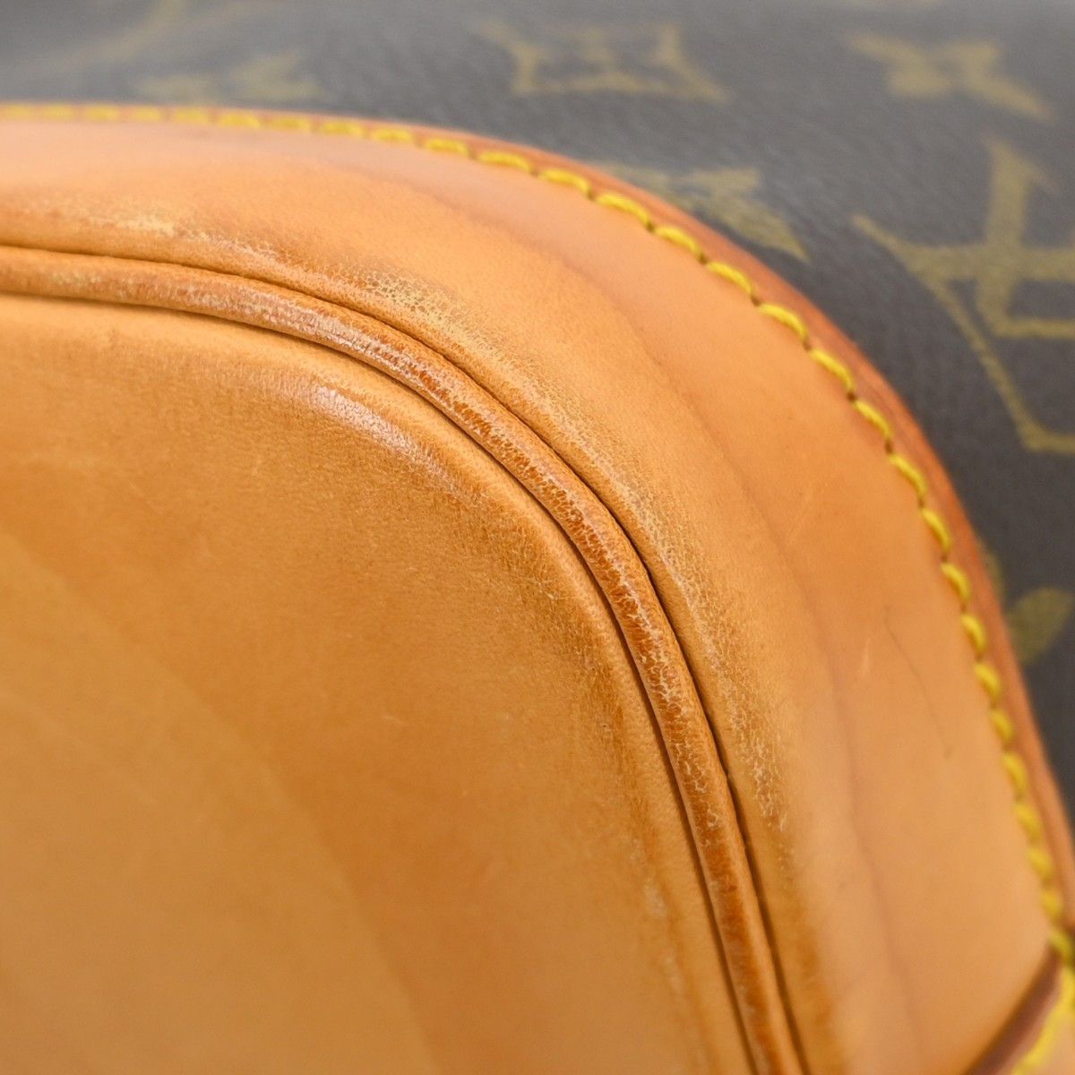 Louis Vuitton Louis Vuitton Alma Handbag Monogram Canvas Size ONE SIZE - 9 Thumbnail