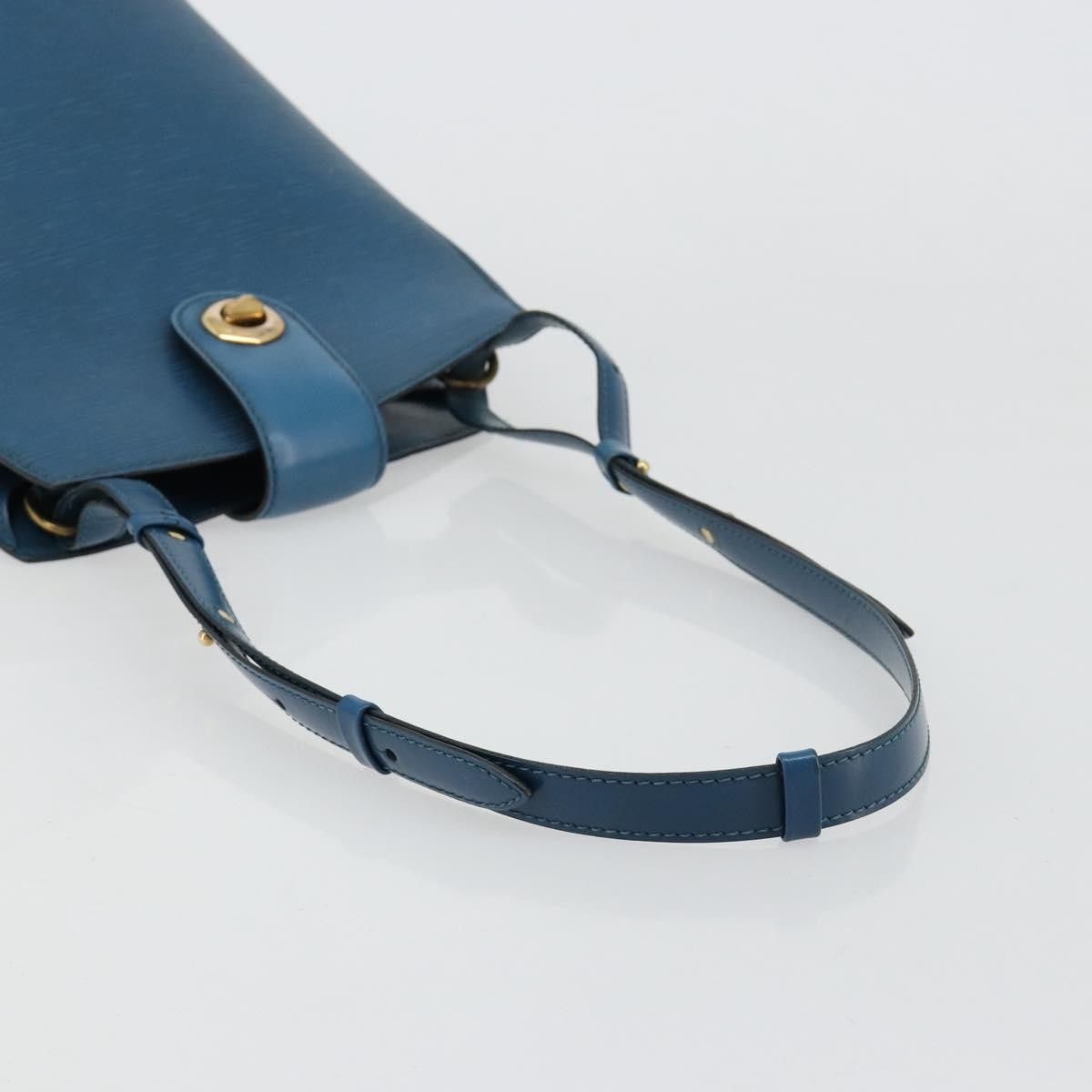 Louis Vuitton Louis Vuitton Cluny Epi Leather Size ONE SIZE - 8 Thumbnail