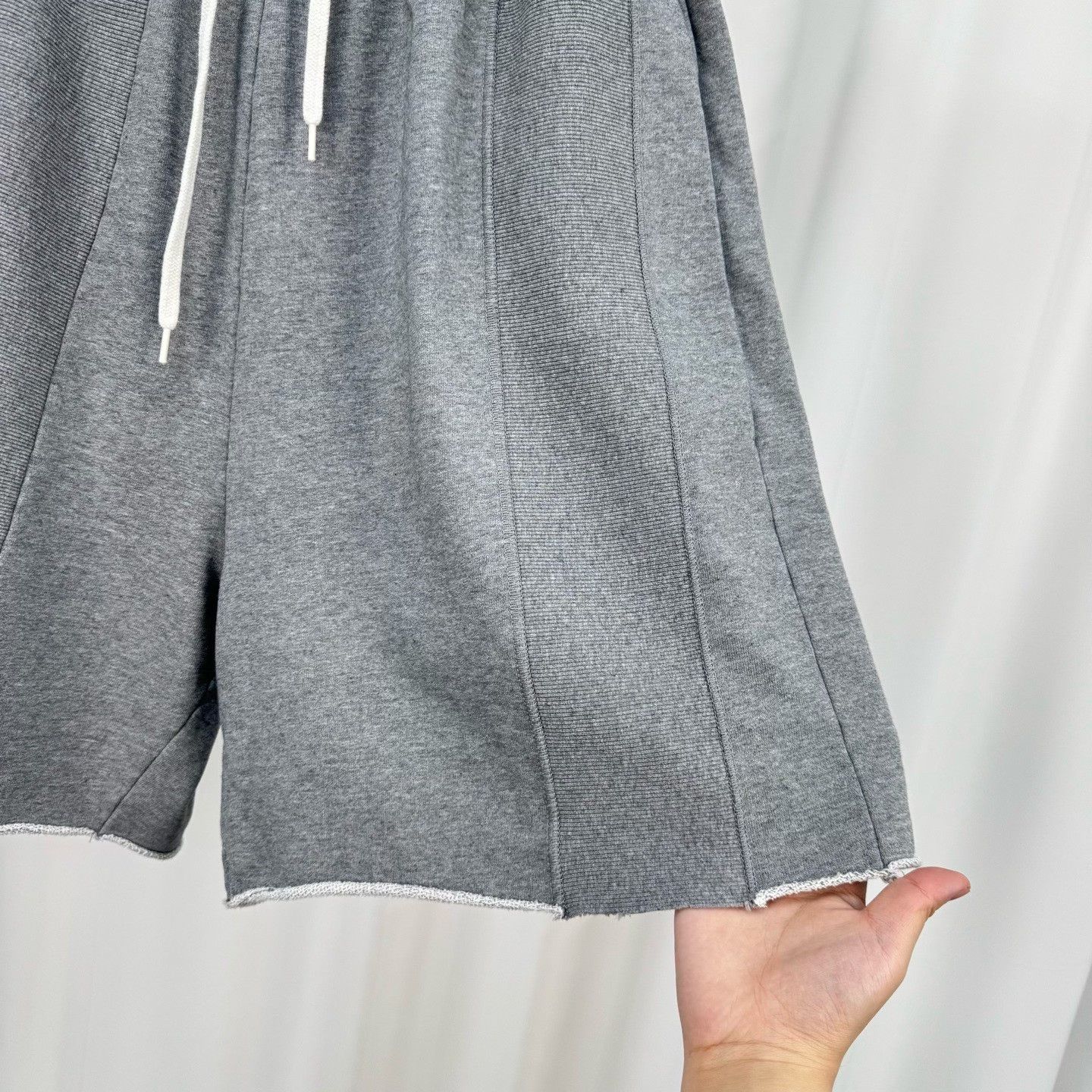 Maison Margiela Maison Margiela Spliced Frayed Shorts Size US 30 / EU 46 - 4 Thumbnail