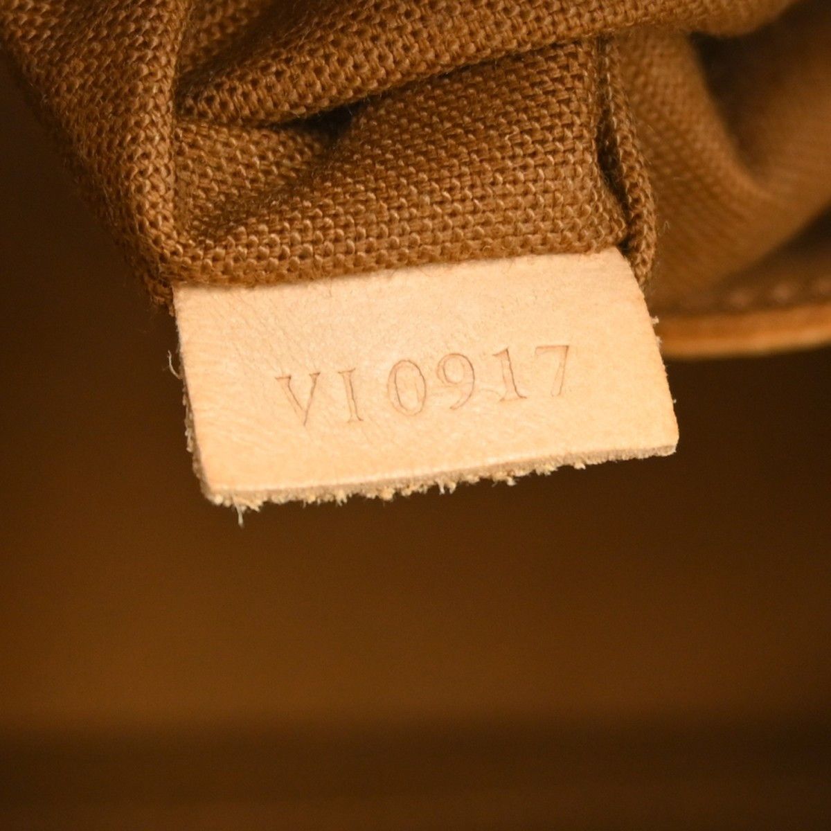 Louis Vuitton Louis Vuitton Alma Handbag Monogram Canvas Size ONE SIZE - 5 Thumbnail
