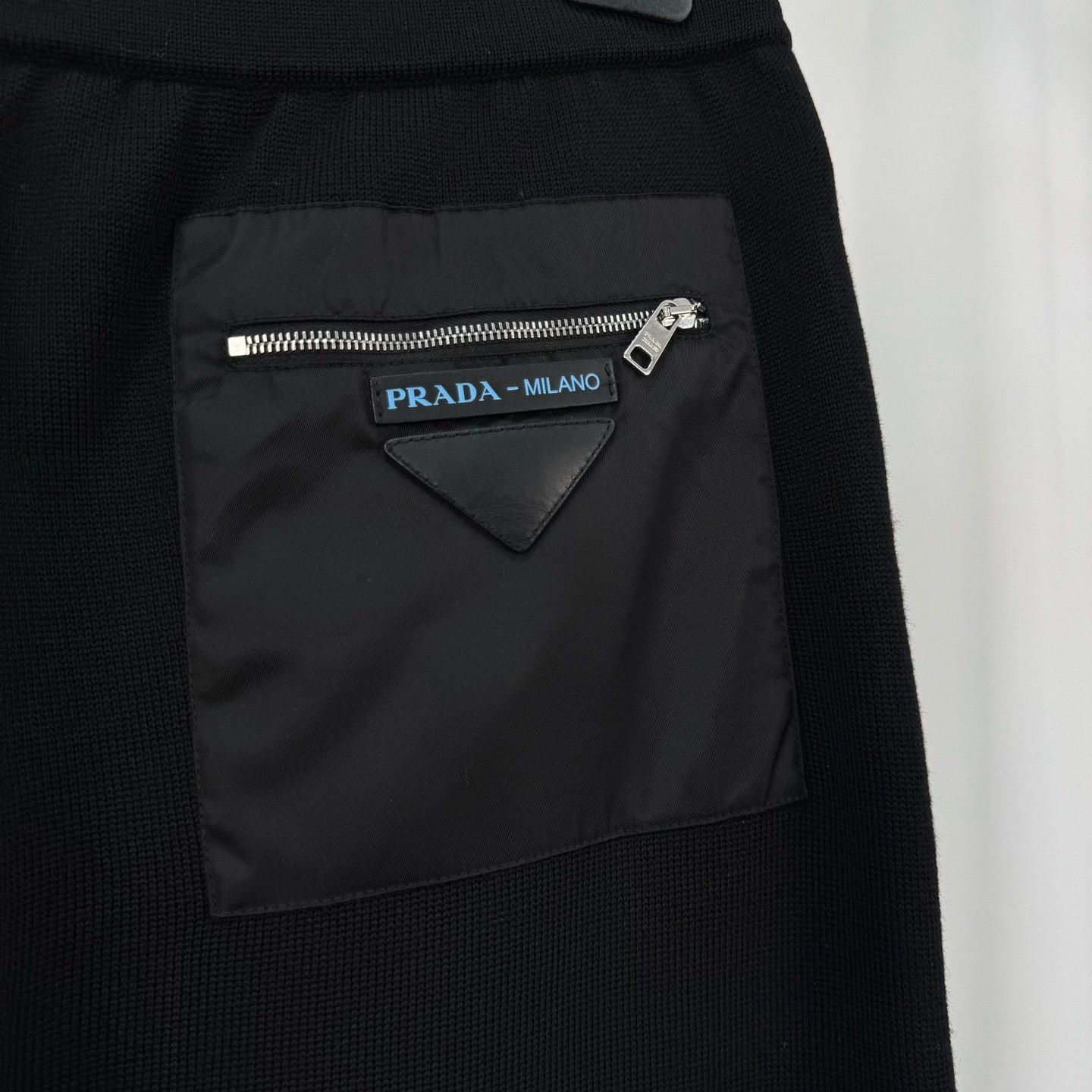 Prada Prada Triangle Logo Casual Knit Pants Size US 32 / EU 48 - 5 Thumbnail