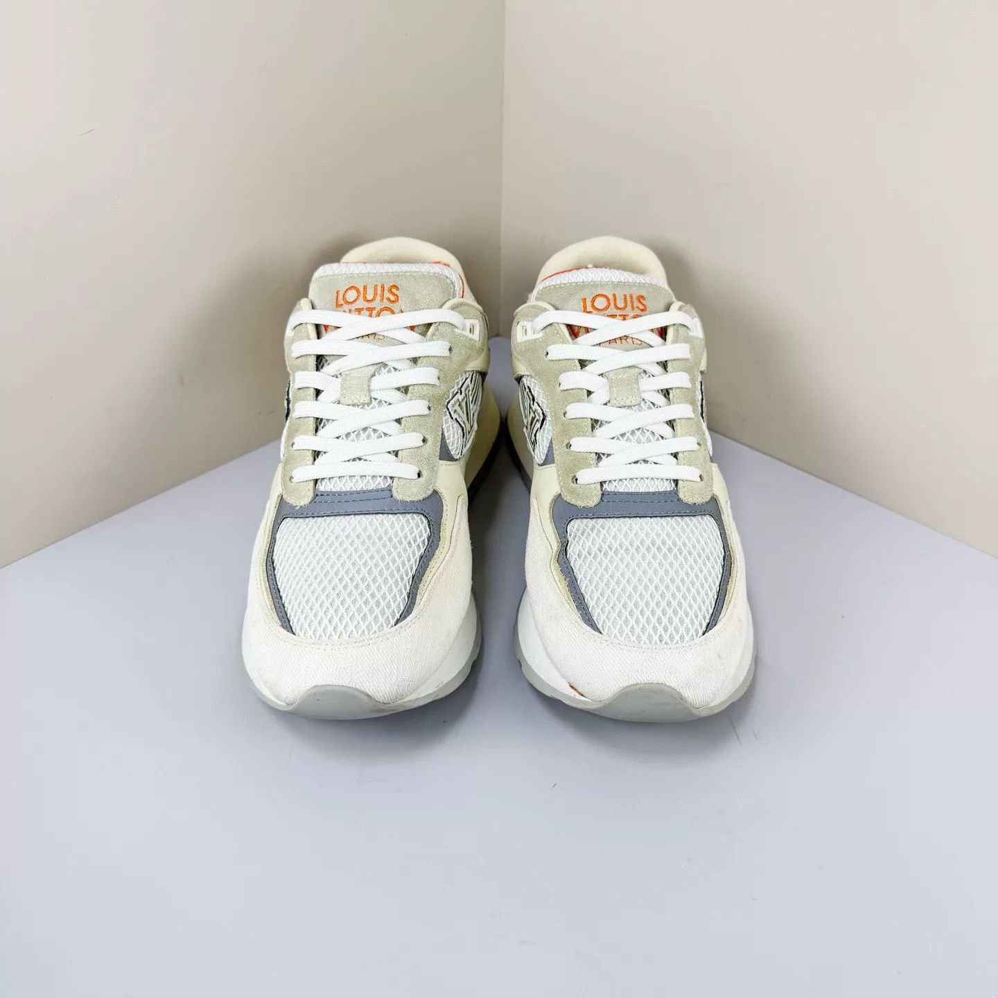 Louis Vuitton Louis Vuitton Runaway Monogram Sneaker Size US 8 / EU 41 - 2 Thumbnail