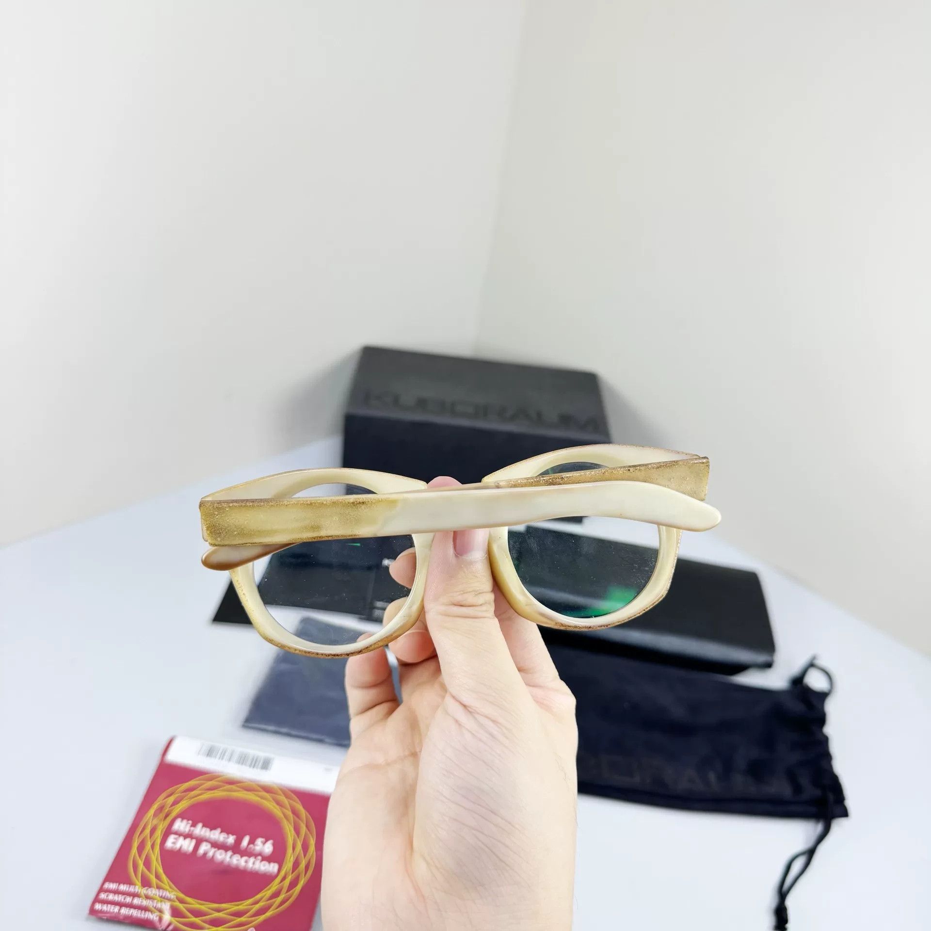 Kuboraum Kuboraum Horn Handcrafted Sunglasses Size ONE SIZE - 3 Thumbnail