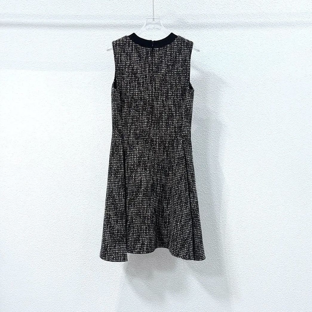 Dior Dior Tweed Sleeveless Mini Dress Size 38 Size S / US 4 / IT 40 - 2 Thumbnail