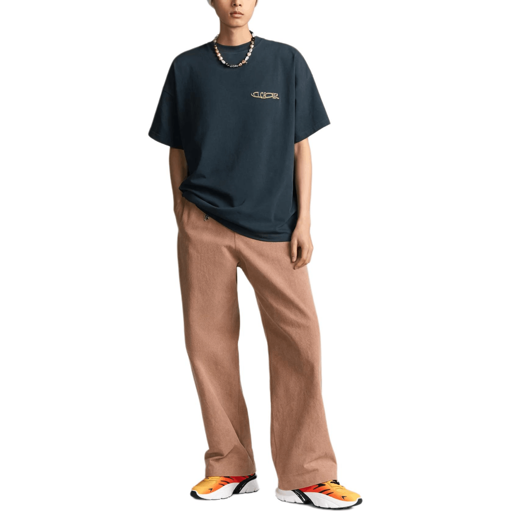 Dior Dior Logo Embroidery T-Shirt Size L Size US L / EU 52-54 / 3 - 6 Thumbnail