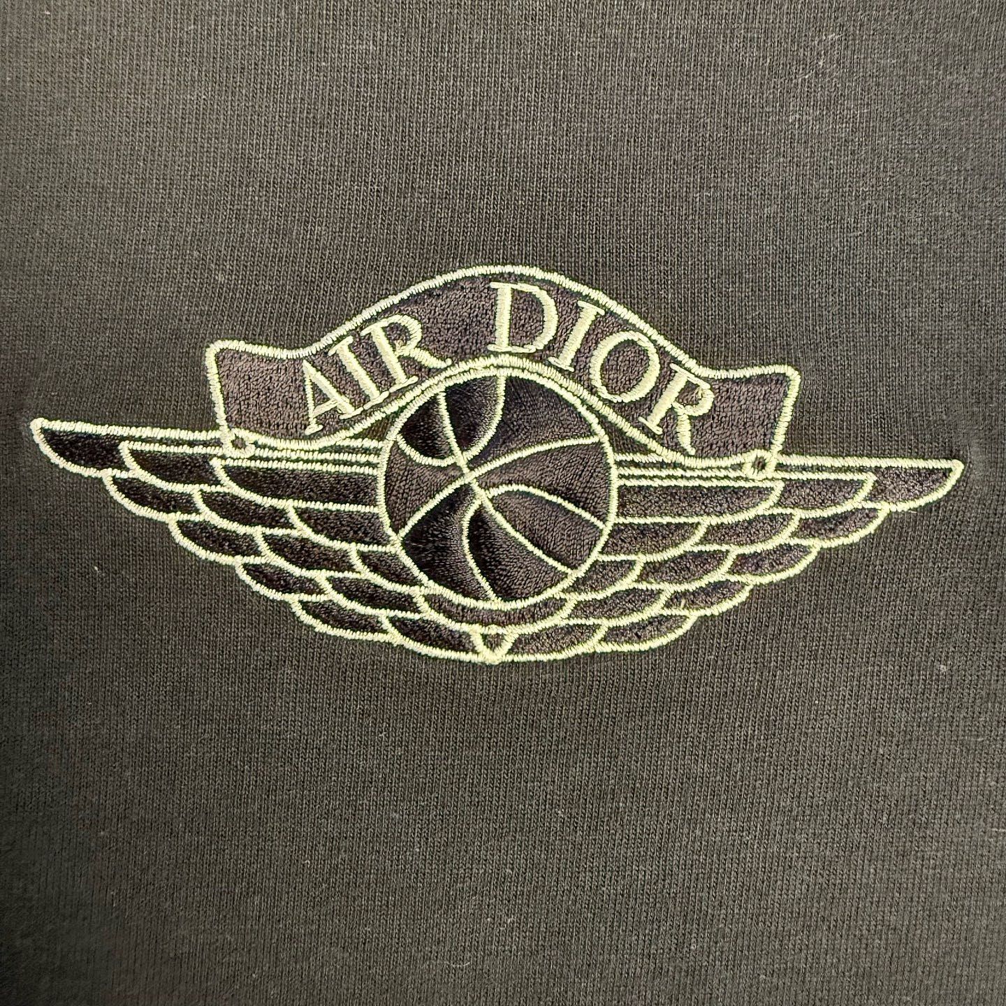 Dior Dior x Jordan Air Logo T-Shirt Size M Size US M / EU 48-50 / 2 - 5 Thumbnail