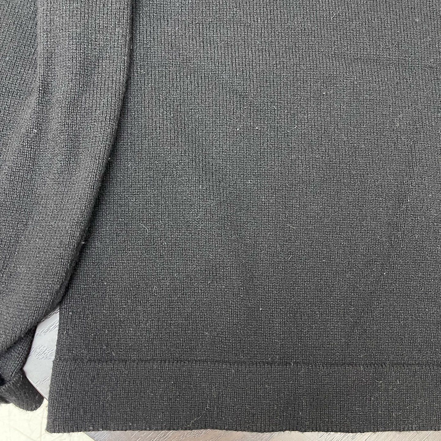 Dior Dior Christian Dior Couture Patch Sweater Size L Size US L / EU 52-54 / 3 - 16 Thumbnail