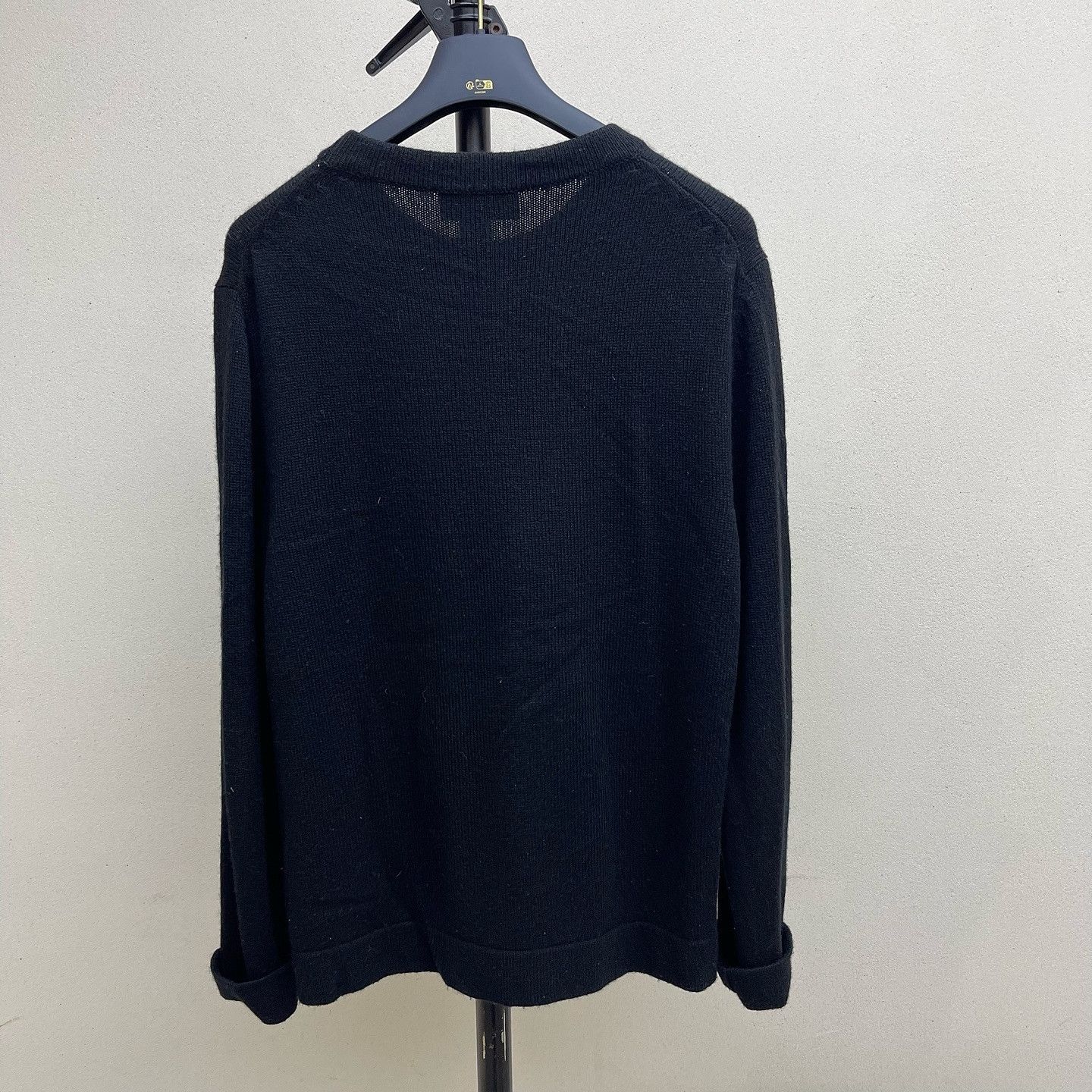 Dior Dior Christian Dior Couture Patch Sweater Size L Size US L / EU 52-54 / 3 - 2 Thumbnail