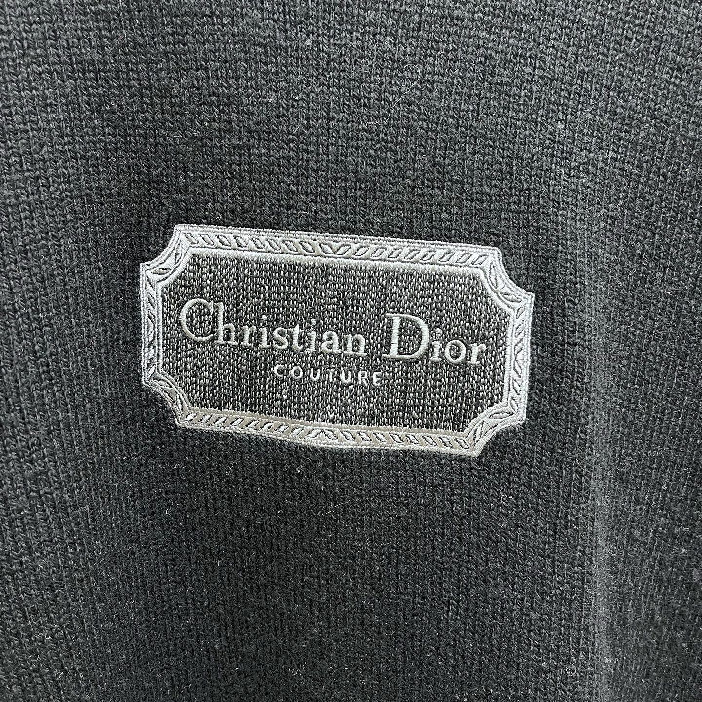 Dior Dior Christian Dior Couture Patch Sweater Size L Size US L / EU 52-54 / 3 - 8 Thumbnail