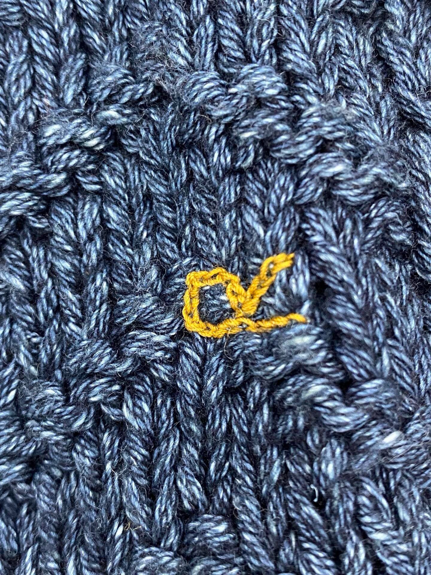 45rpm 45R Hand-Knitted Indigo Vest Size M / US 6-8 / IT 42-44 - 8 Thumbnail