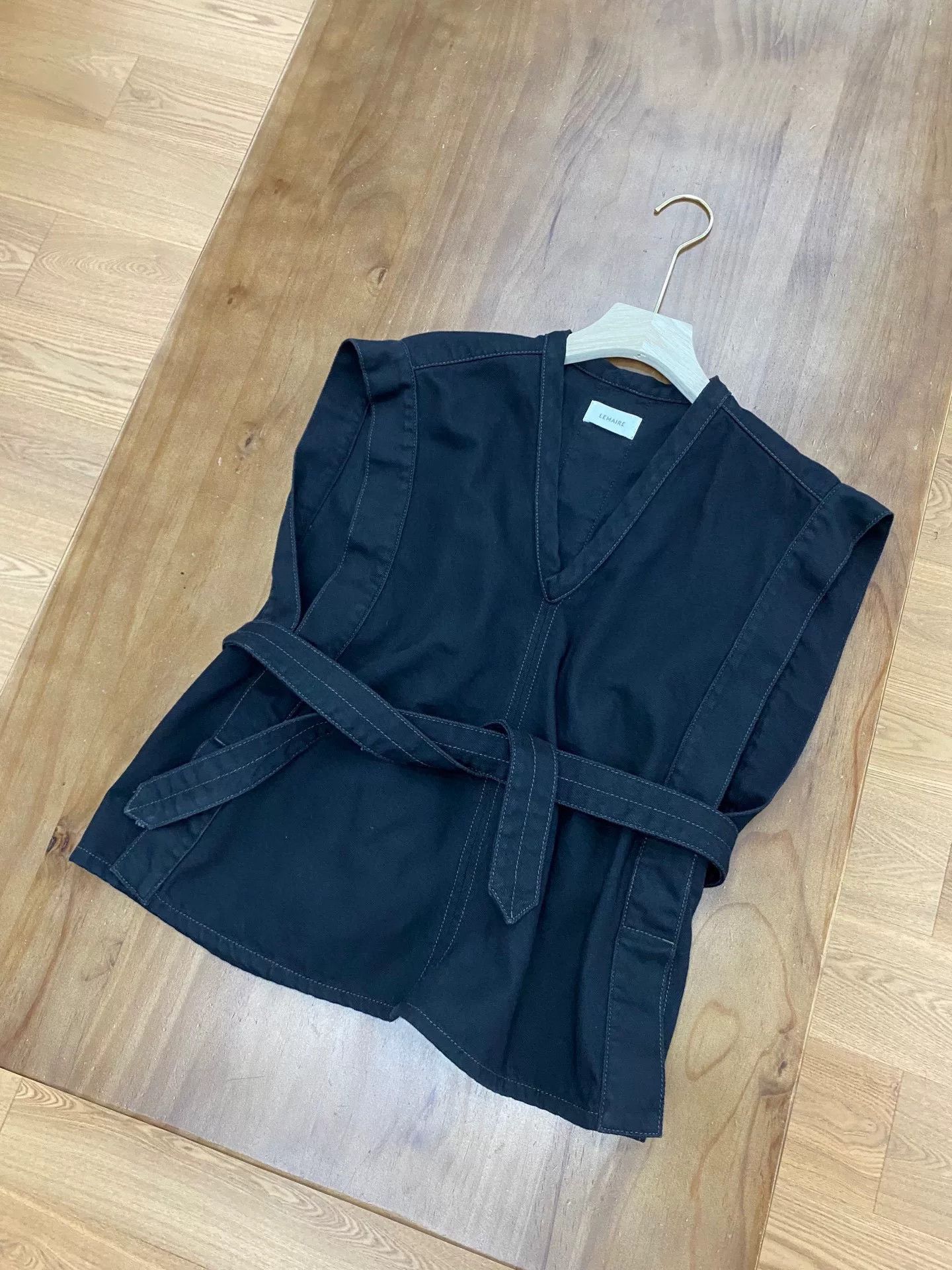 Lemaire LEMAIRE Women's Sleeveless Tie Jacket Size S / US 4 / IT 40 - 2 Thumbnail