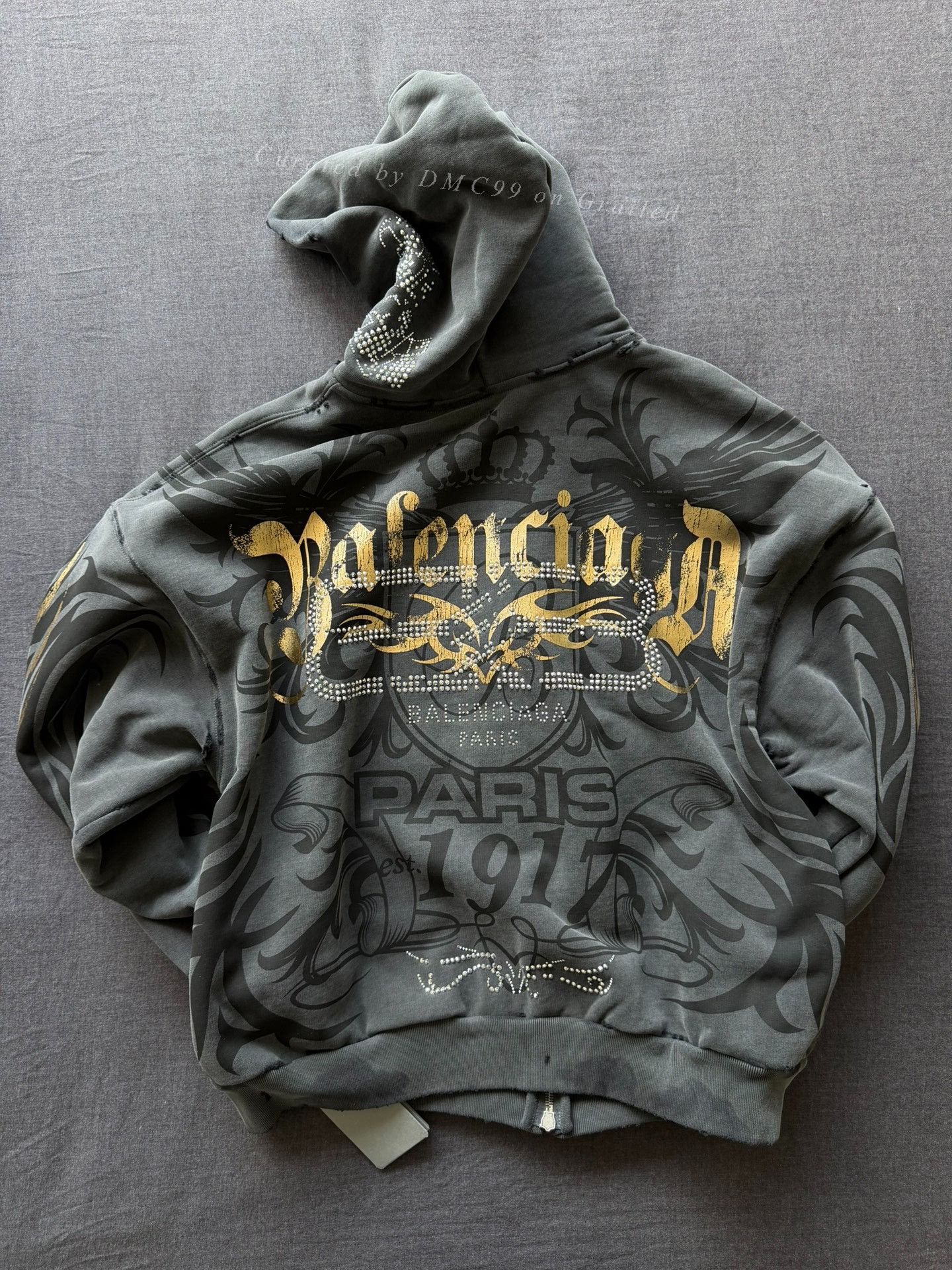 Balenciaga Balenciaga Spring 2025 Graffiti Diamond Zip Sweatshirt Size US S / EU 44-46 / 1 - 3 Thumbnail