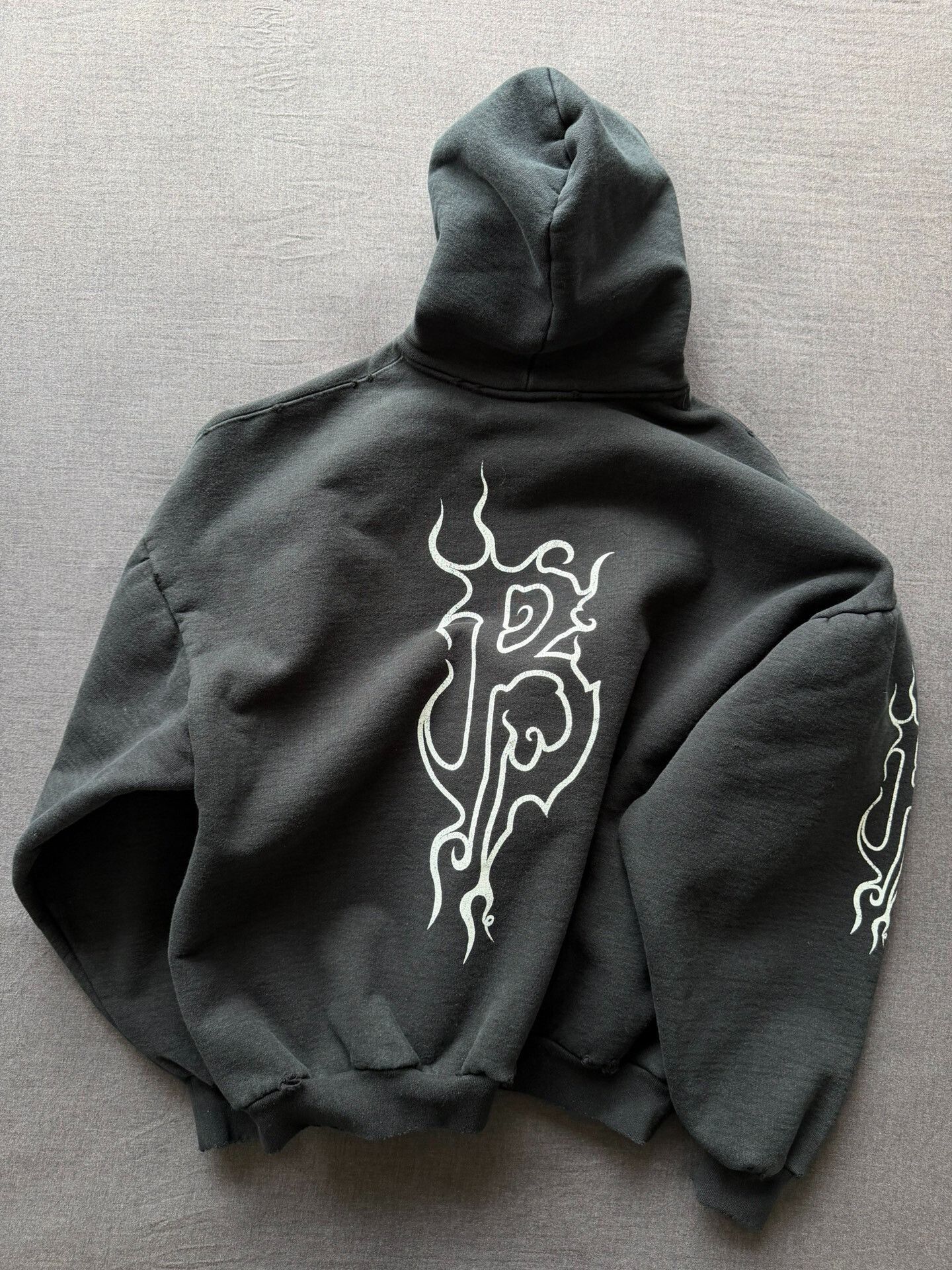 Balenciaga Balenciaga Ultra-Thick Sanskrit Hoodie Size US S / EU 44-46 / 1 - 6 Thumbnail