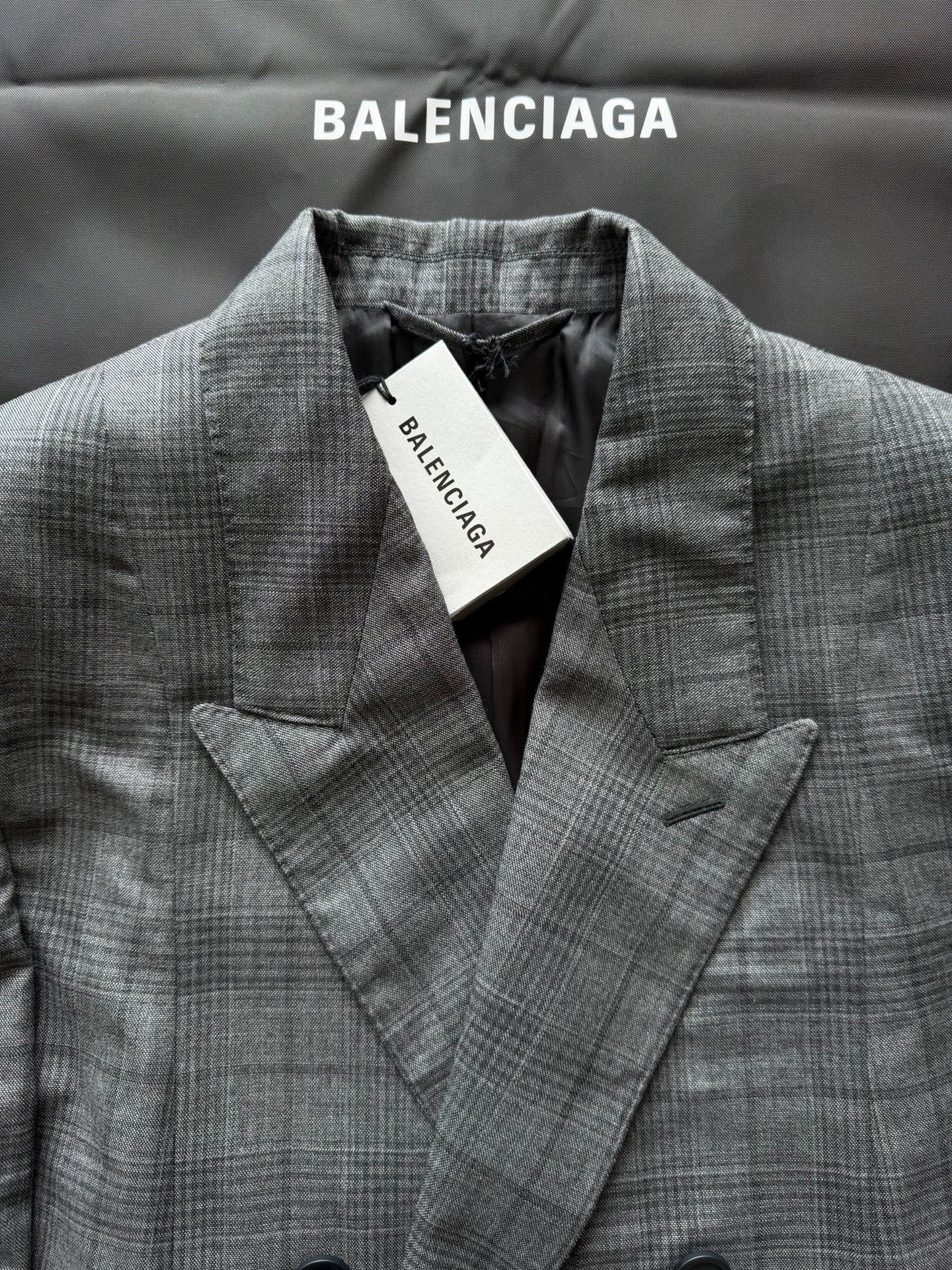 Balenciaga Balenciaga Plaid Deconstructed Double-Breasted Suit Size US S / EU 44-46 / 1 - 5 Thumbnail