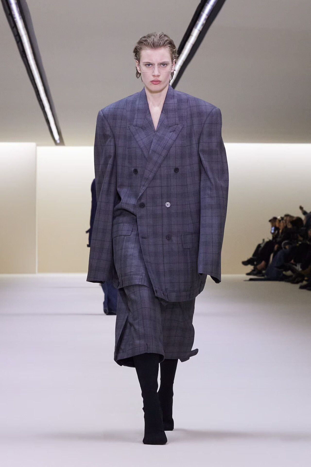 Balenciaga Balenciaga Plaid Deconstructed Double-Breasted Suit Size US S / EU 44-46 / 1 - 9 Thumbnail