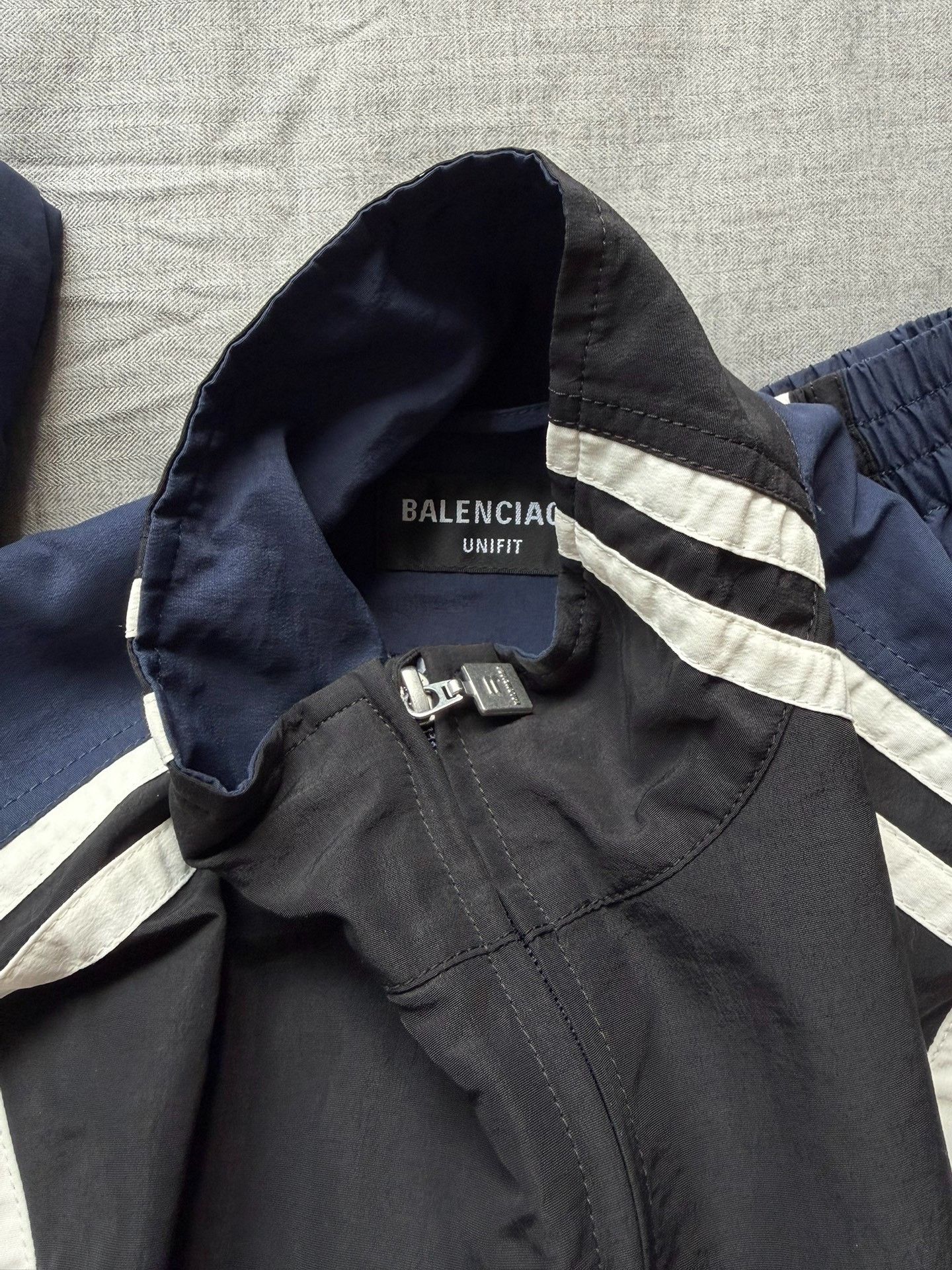 Balenciaga Balenciaga Small School Uniform Coat Size S / US 4 / IT 40 - 6 Thumbnail