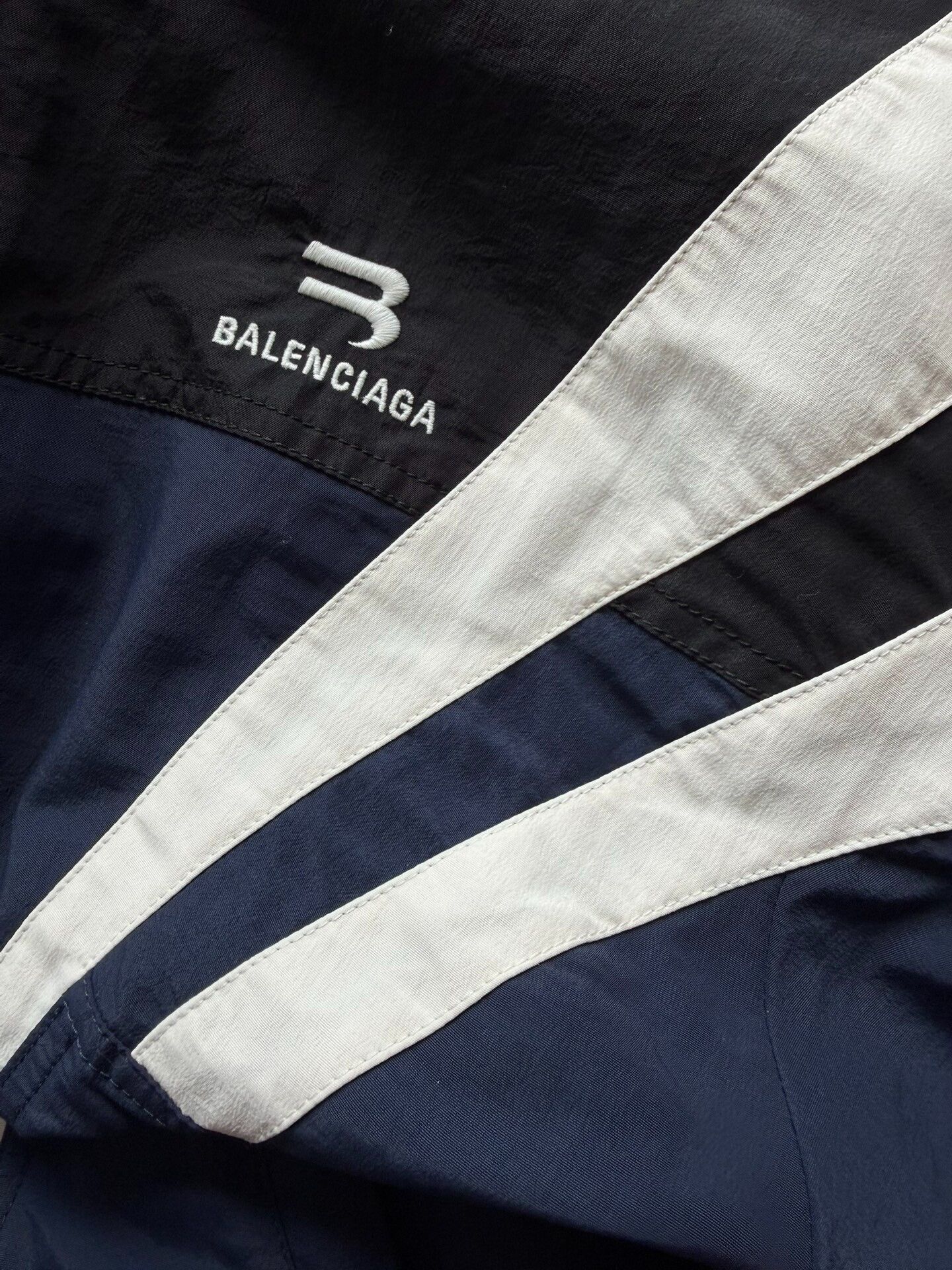 Balenciaga Balenciaga Small School Uniform Coat Size S / US 4 / IT 40 - 5 Thumbnail