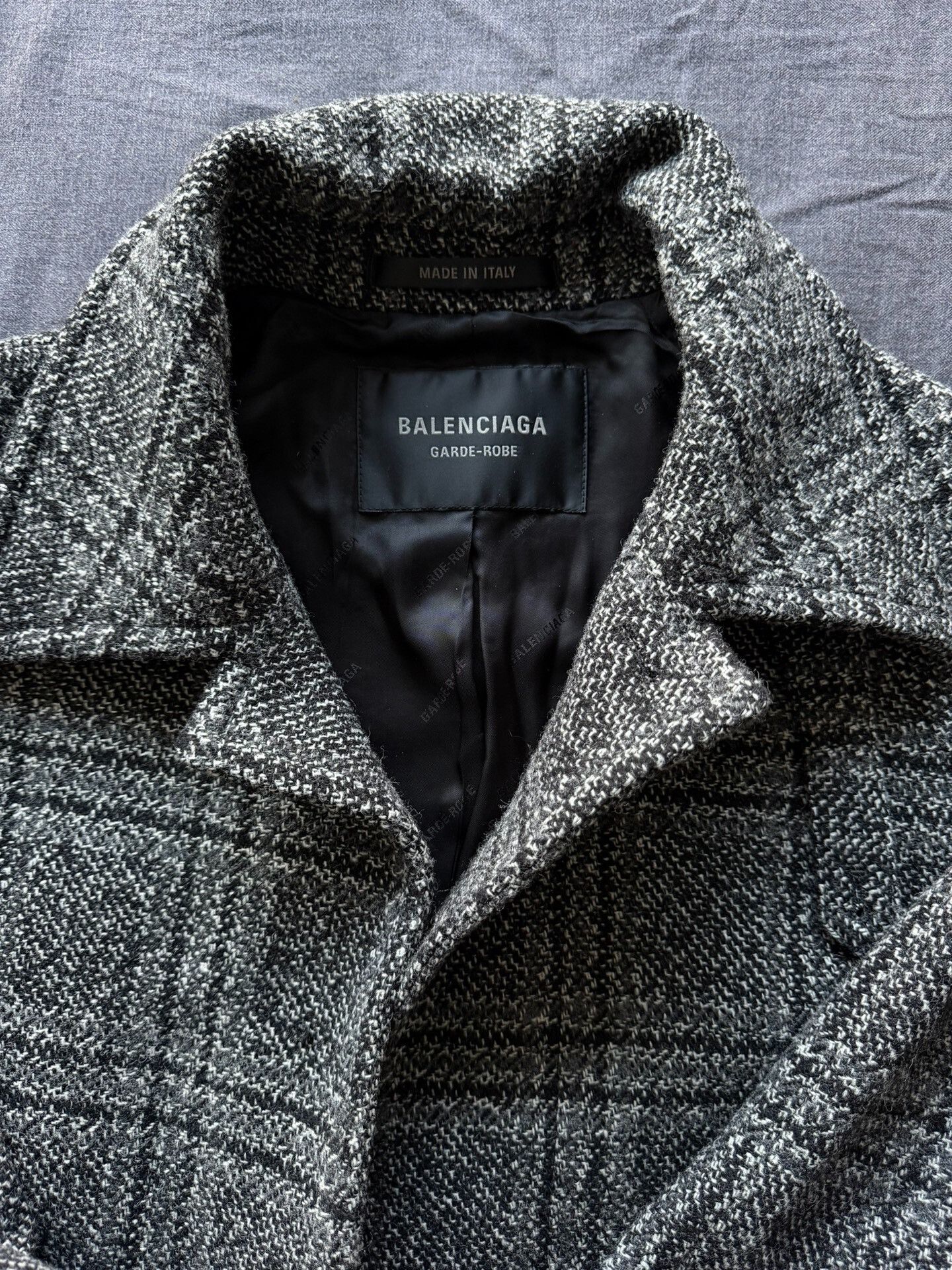Balenciaga Balenciaga 2025 Fall Show Coat Size US S / EU 44-46 / 1 - 6 Thumbnail