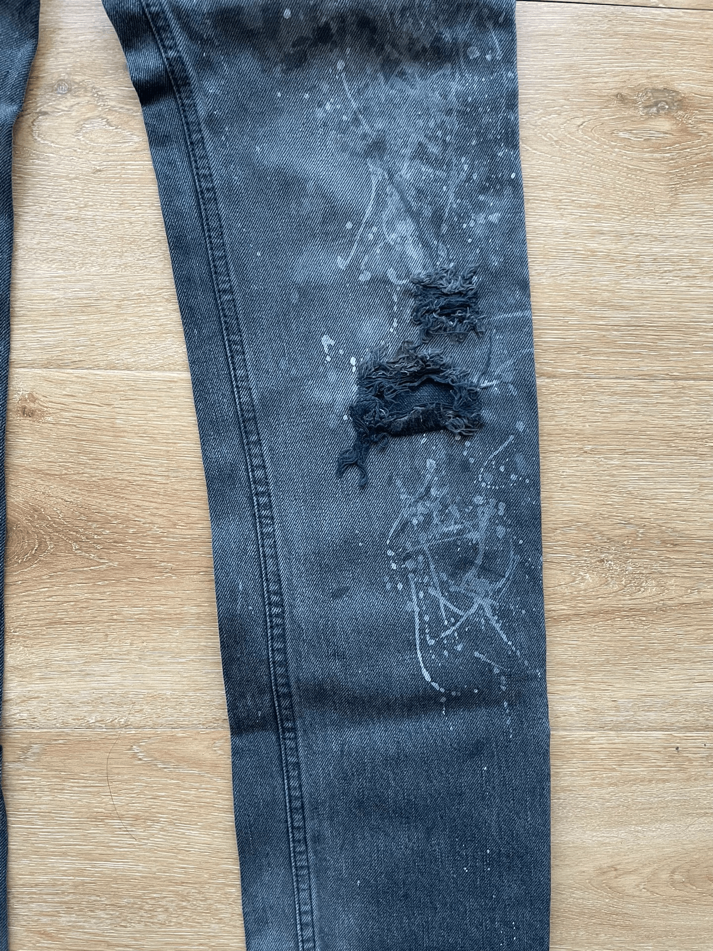 Pledge Pledge Distressed Paint Splatter Jeans Size US 32 / EU 48 - 2 Thumbnail