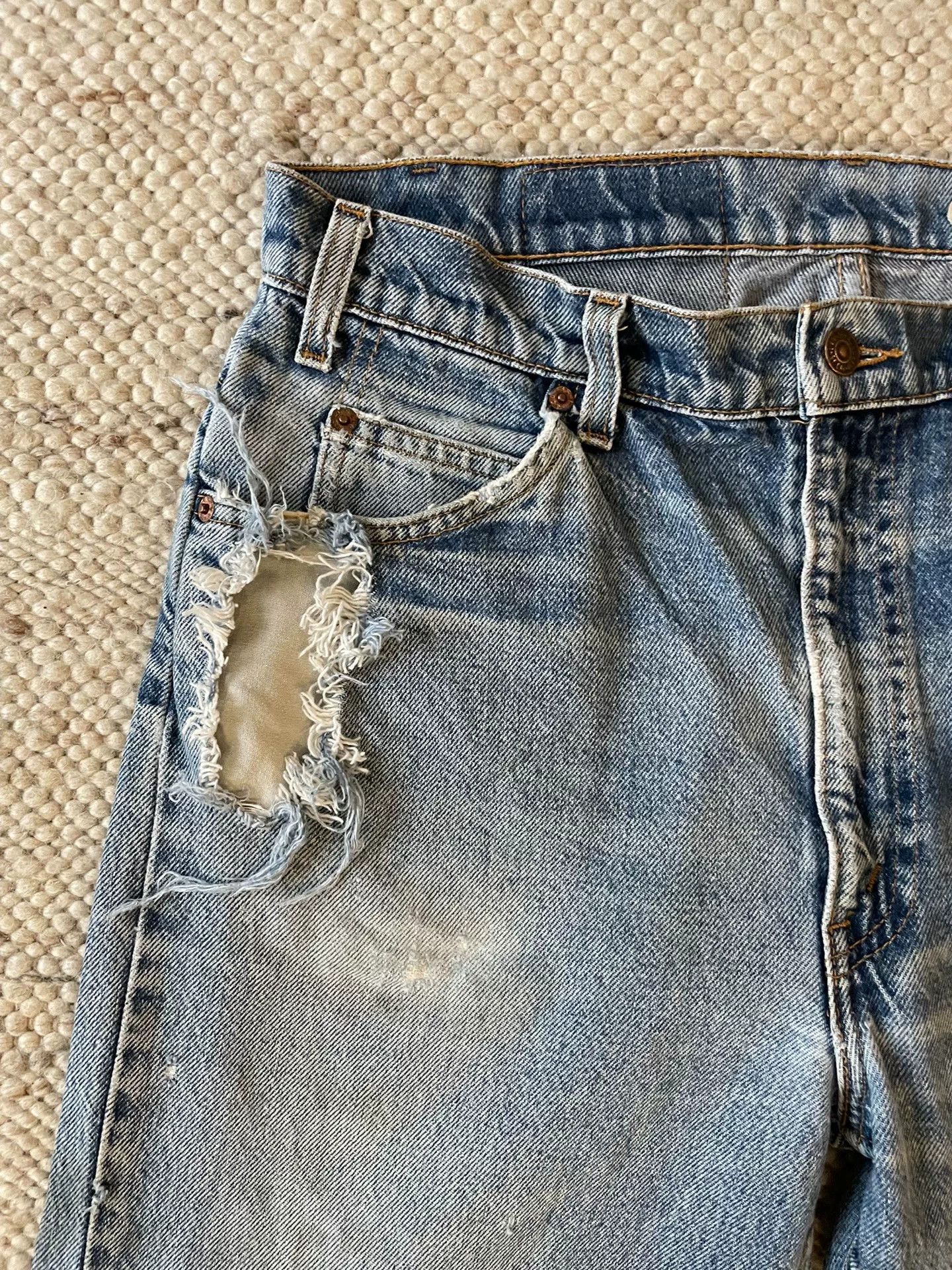 Levi's Vintage Clothing Levi's Vintage 505 Distressed Jeans Size US 30 / EU 46 - 3 Thumbnail
