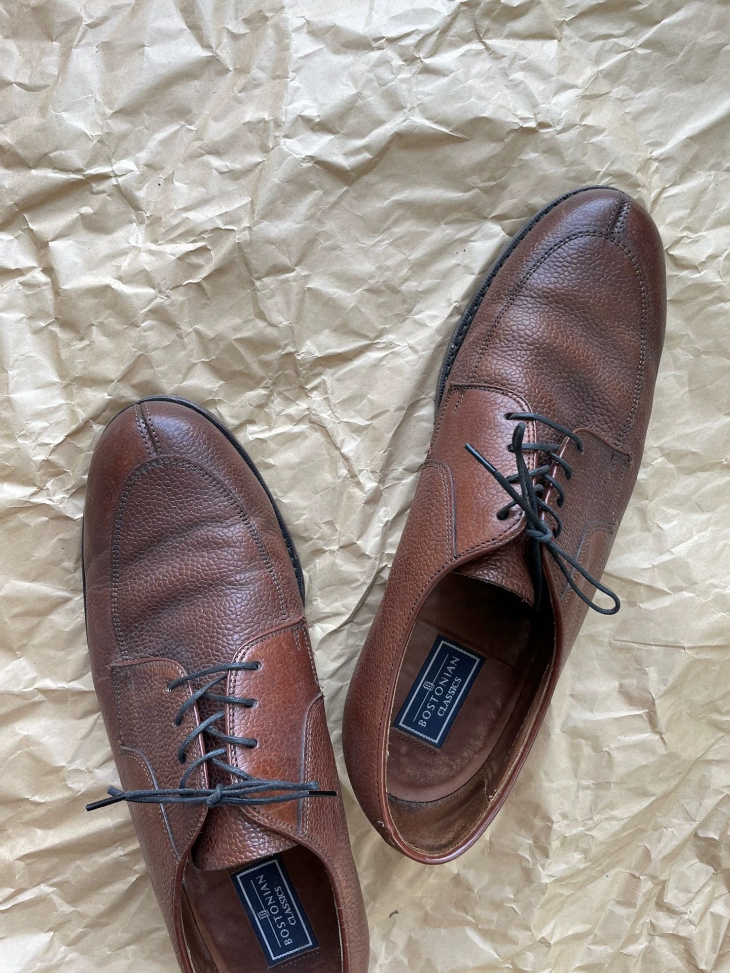 Bostonian Bostonian Lychee Grain V-Tip Leather Shoes Size US 10 / EU 43 - 5 Thumbnail