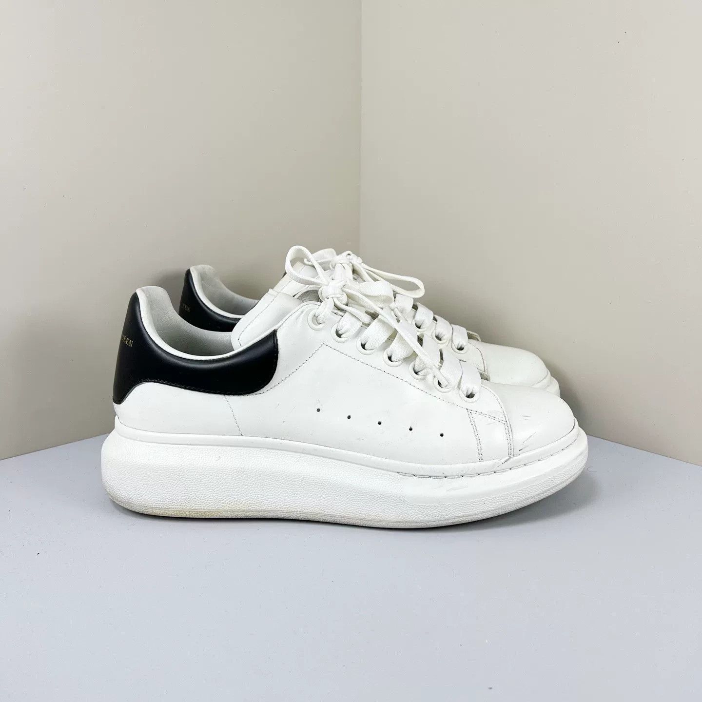 Alexander McQueen Alexander McQueen Black Tail Sneakers Size US 7 / EU 40 - 4 Thumbnail