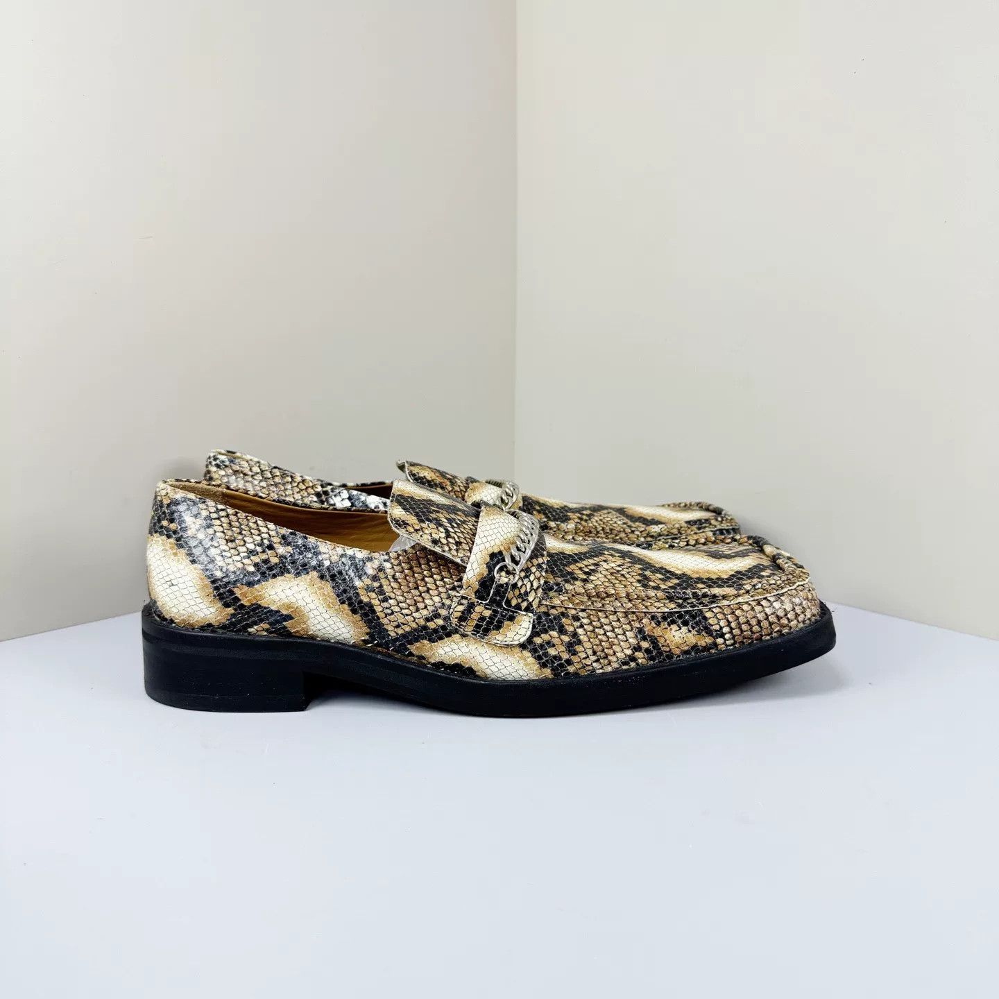 Martine Rose Martine Rose Snake Print Chain Loafers Size US 6 / IT 36 - 4 Thumbnail