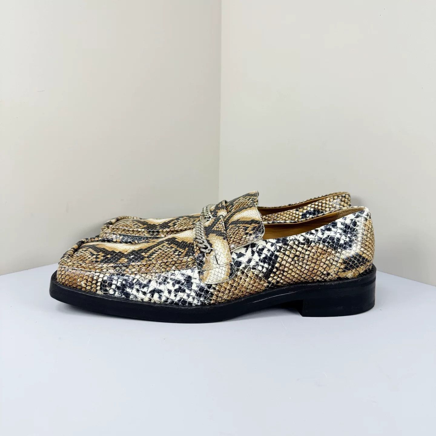 Martine Rose Martine Rose Snake Print Chain Loafers Size US 6 / IT 36 - 2 Thumbnail