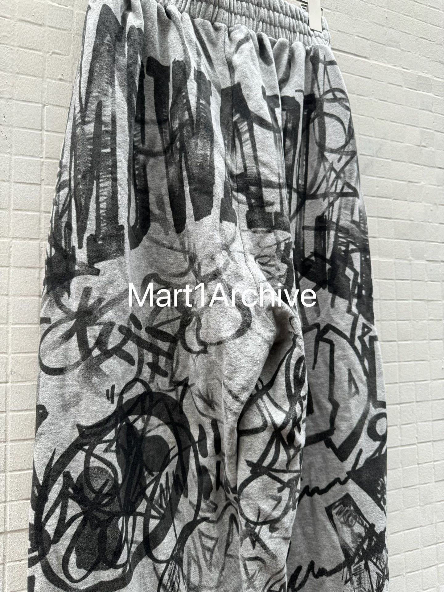 Mowalola Graphic Gray Sweatpants with Dragon Print Size US 28 / EU 44 - 7 Thumbnail
