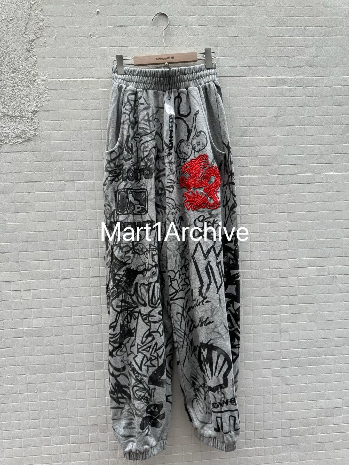 Mowalola Graphic Gray Sweatpants with Dragon Print Size US 28 / EU 44 - 2 Thumbnail