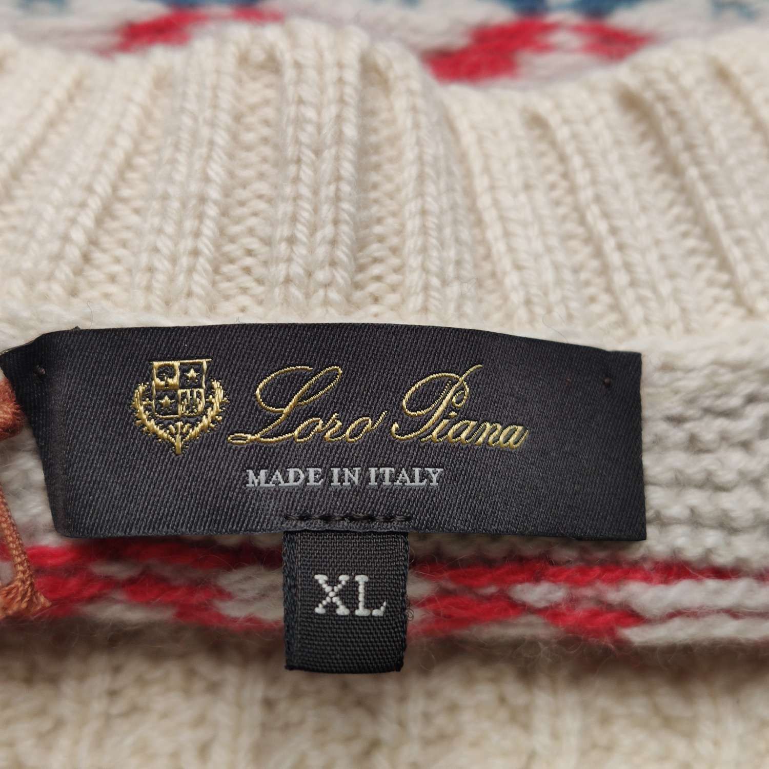 Loro Piana Cashmere Holiday Pattern Sweater in Beige Size US XL / EU 56 / 4 - 4 Thumbnail