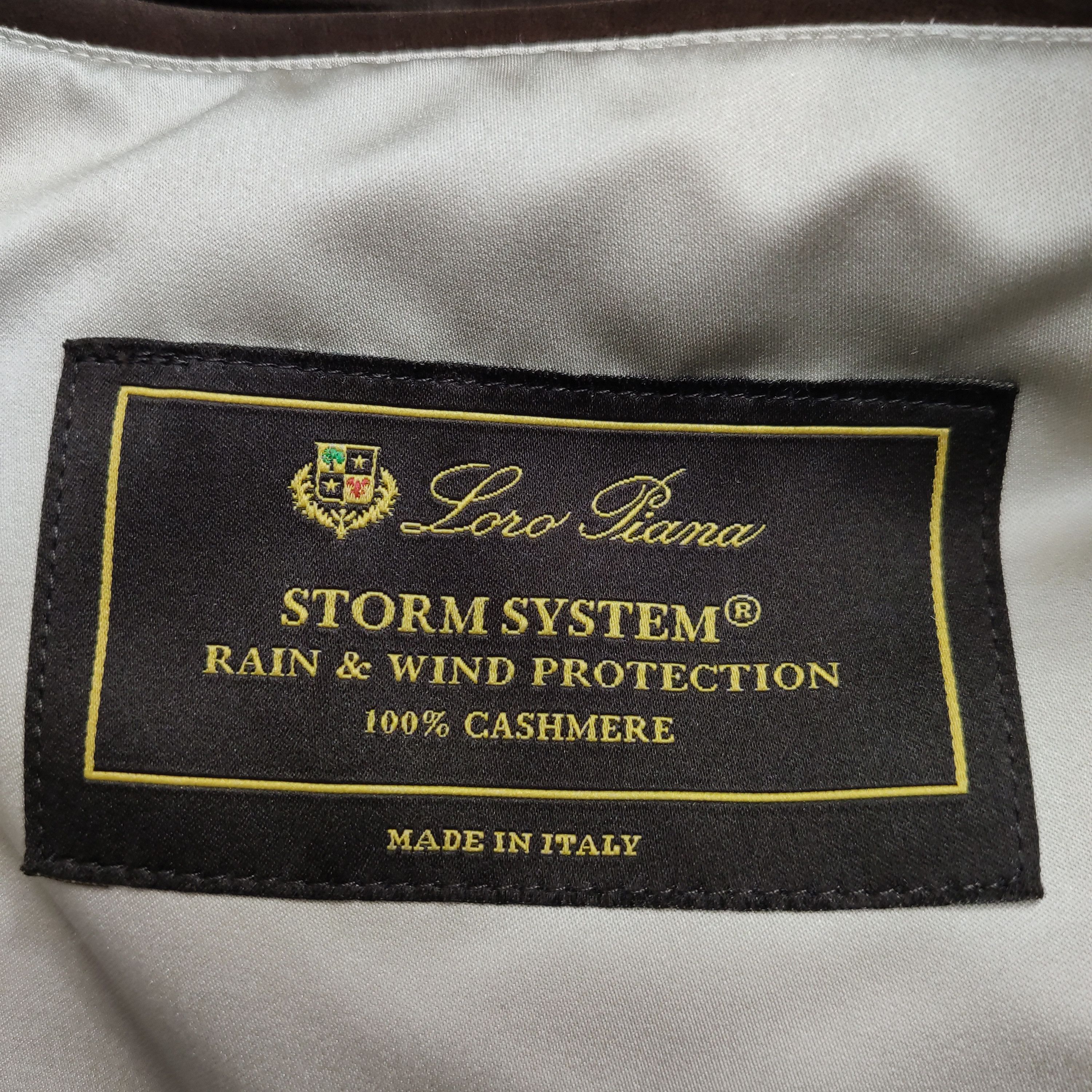 Loro Piana Beige Cashmere Coat with Storm System Size US M / EU 48-50 / 2 - 6 Thumbnail