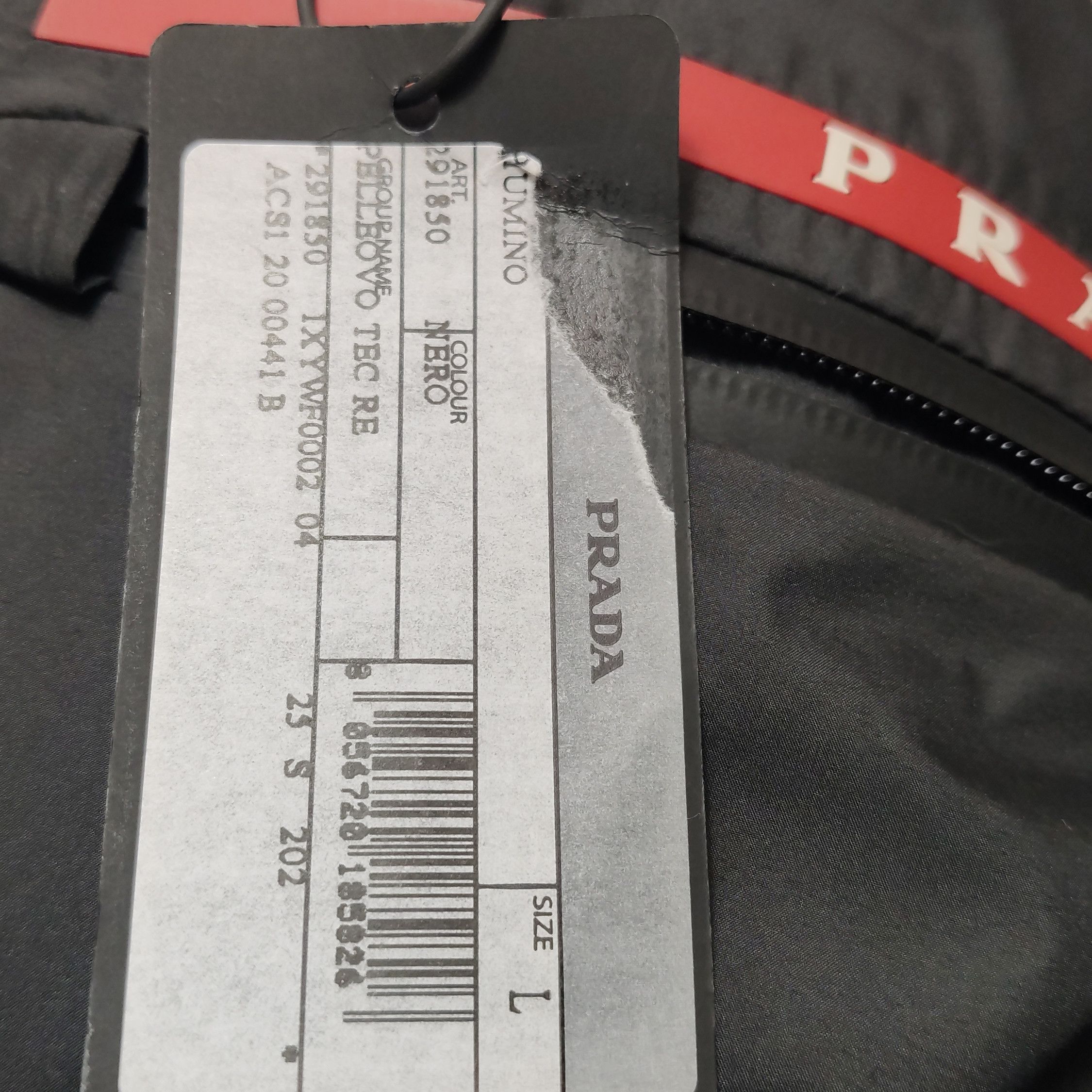 Prada Black Hooded Puffer Jacket Size US L / EU 52-54 / 3 - 9 Thumbnail