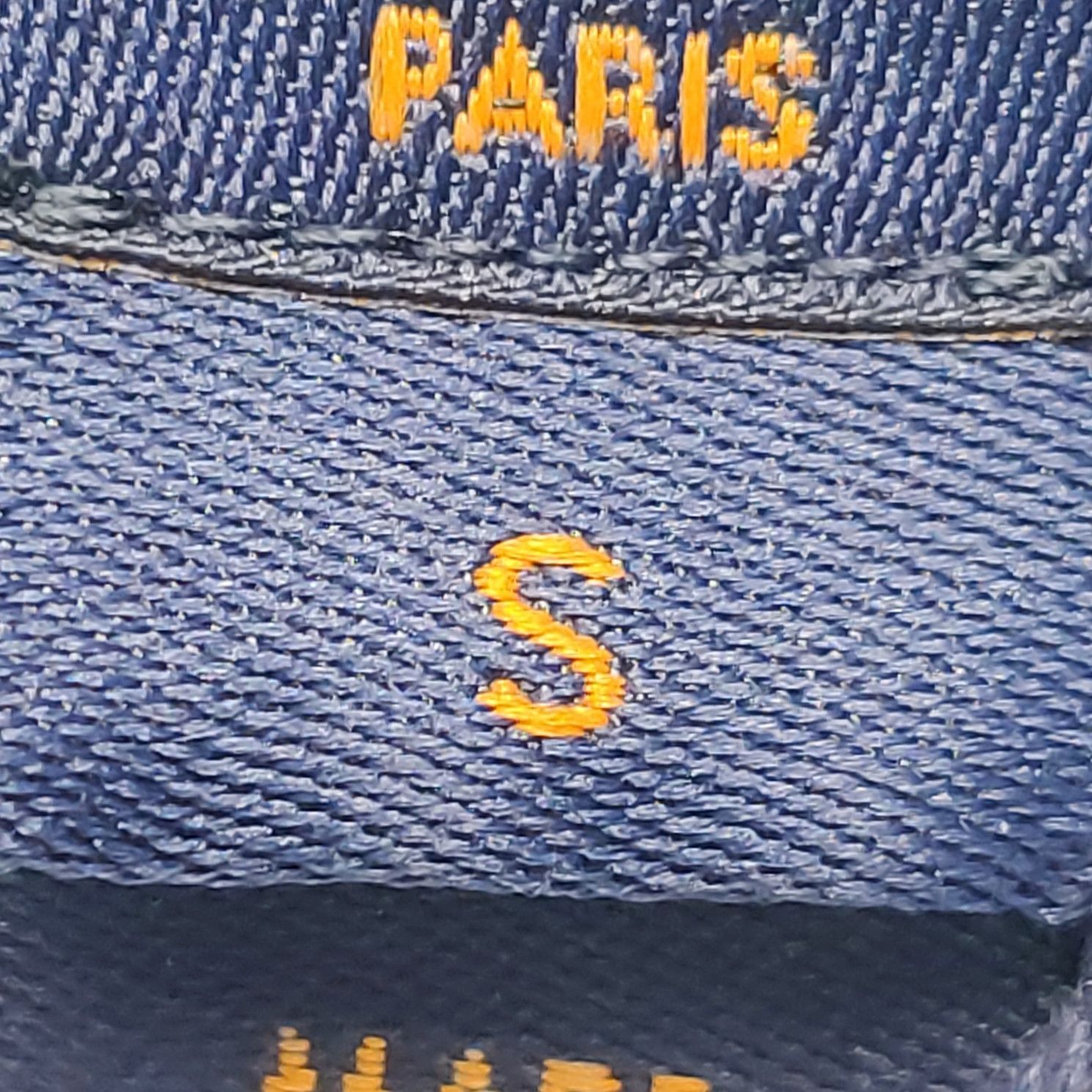 Louis Vuitton Monogram Detail Crewneck Sweater Size US S / EU 44-46 / 1 - 7 Thumbnail