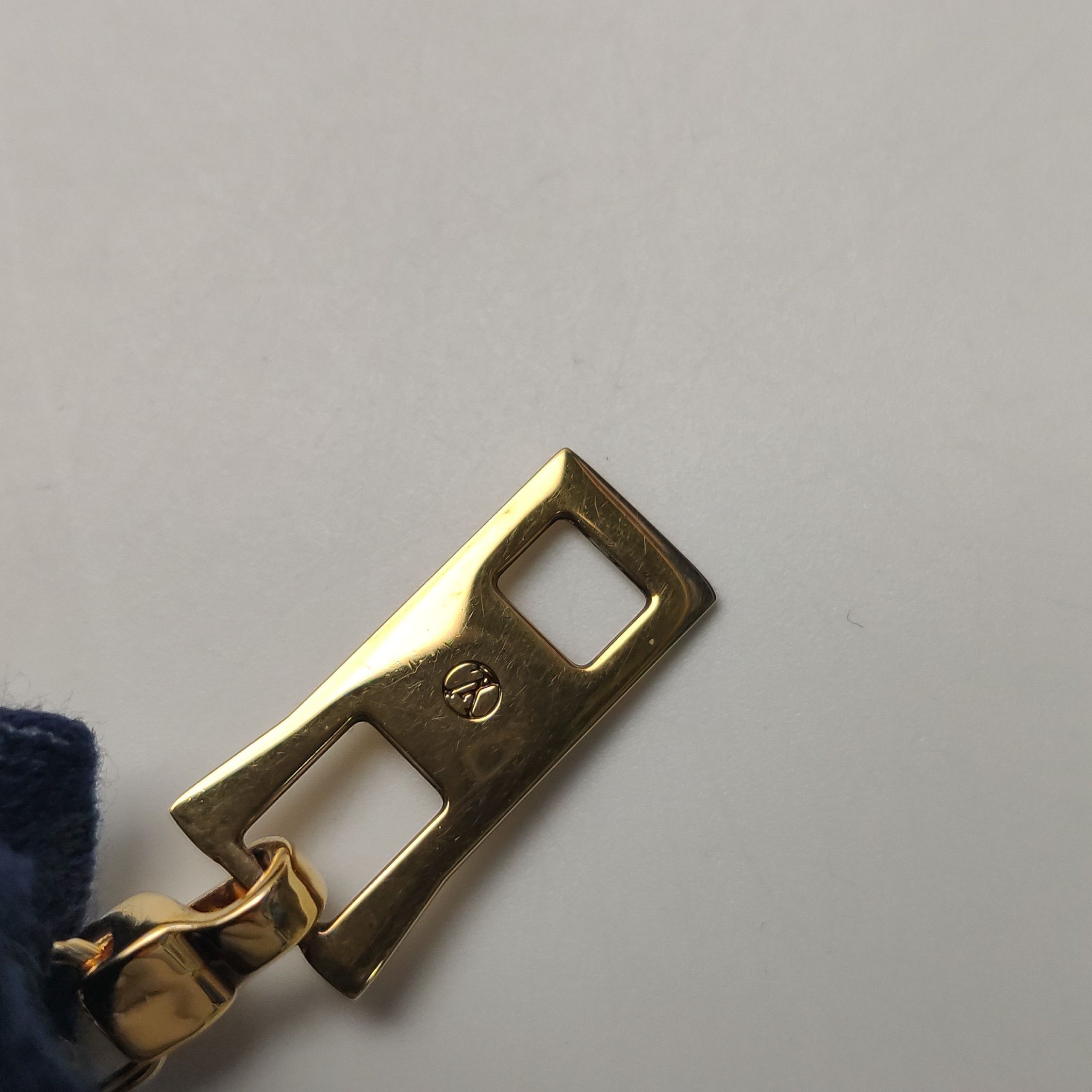 Louis Vuitton Monogram Detail Crewneck Sweater Size US S / EU 44-46 / 1 - 10 Thumbnail