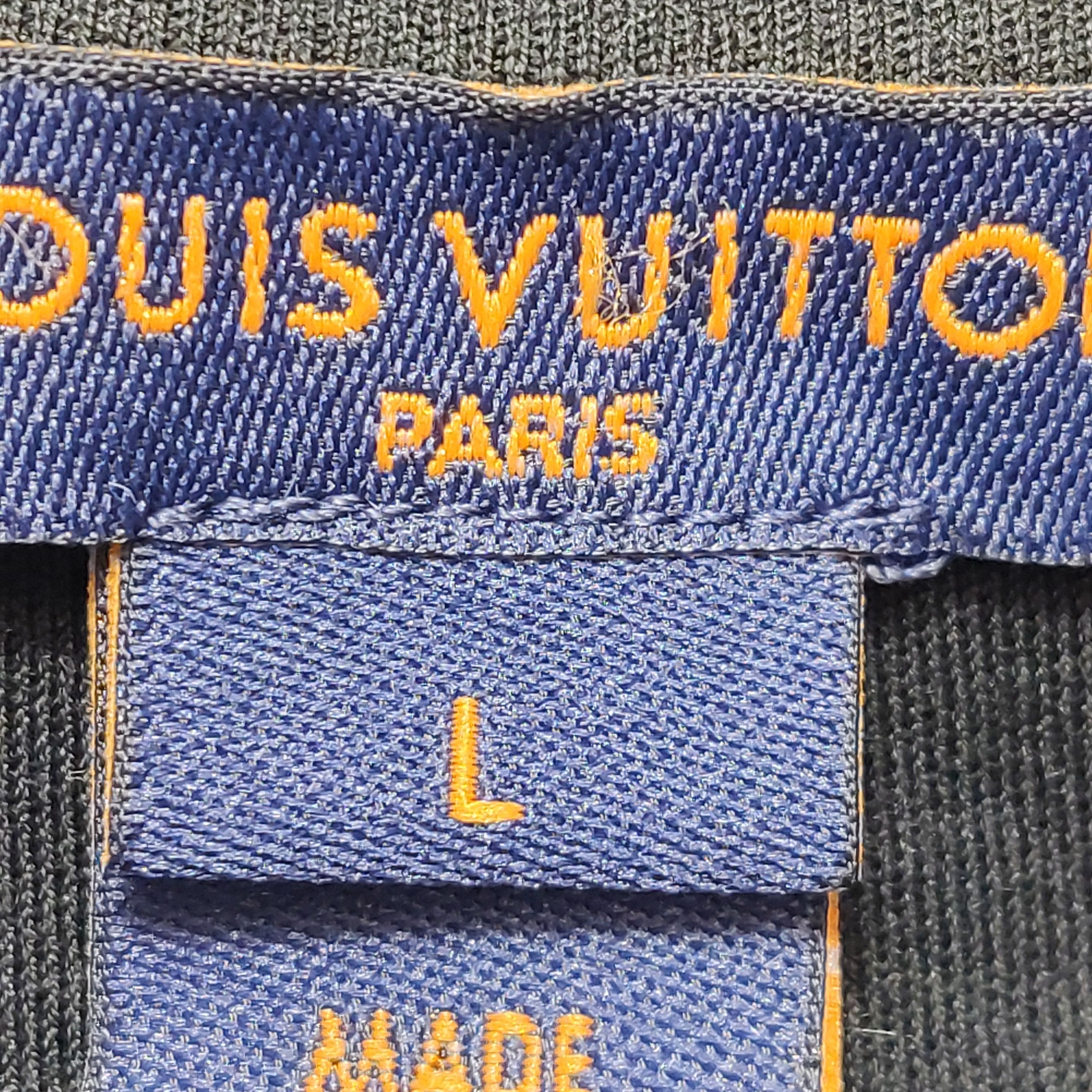 Louis Vuitton Classic Black Script Logo T-Shirt Size US L / EU 52-54 / 3 - 6 Thumbnail