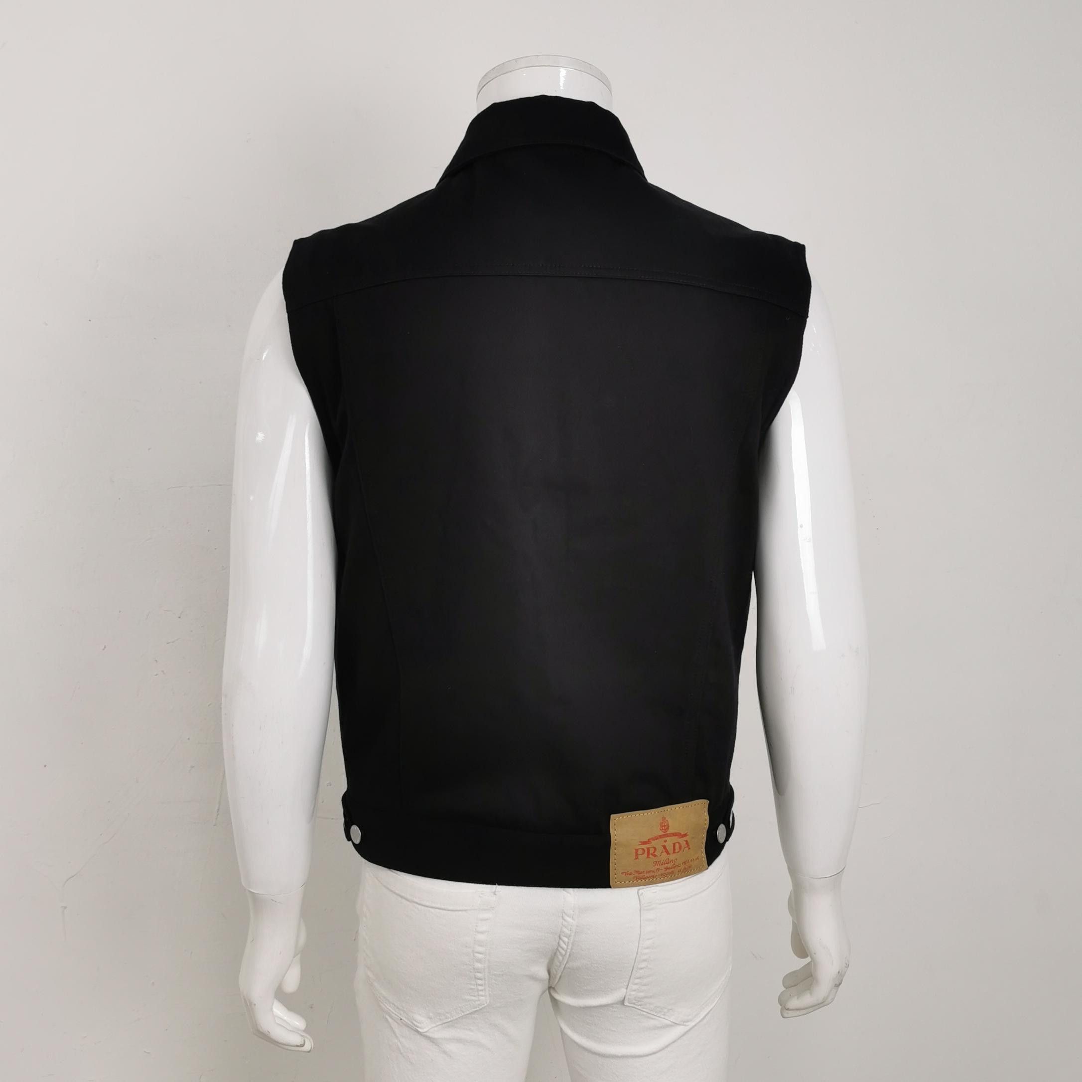 Prada Triangle Logo Cotton Vest in Black Size US M / EU 48-50 / 2 - 2 Thumbnail