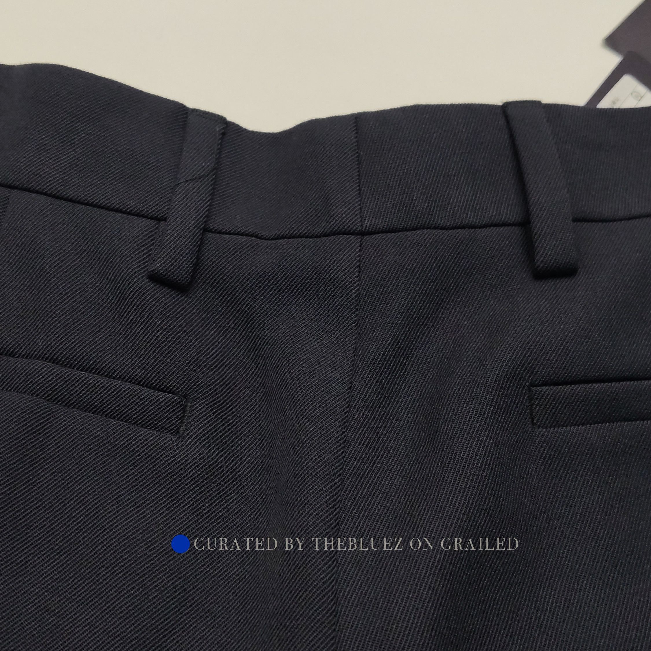 Prada Elegant Virgin Wool Shorts in Blue Size US 28 / EU 44 - 8 Thumbnail