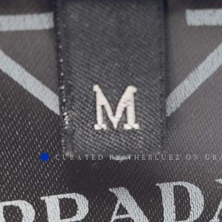 Prada Re-Nylon Logo Shirt in Blue Size US M / EU 48-50 / 2 - 6 Thumbnail