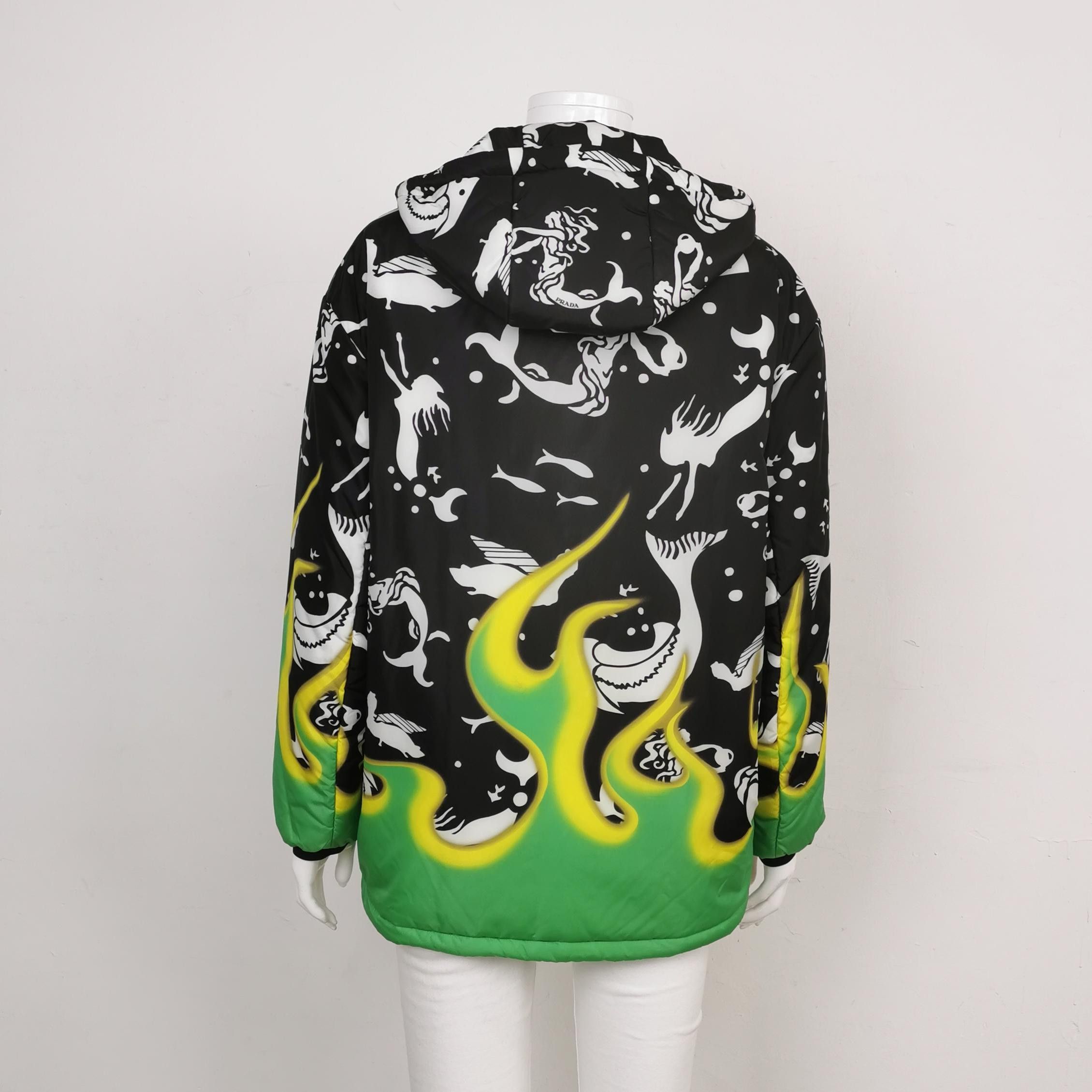 Prada Colorful Graphic Padded Jacket in Size XS Size US XS / EU 42 / 0 - 2 Thumbnail