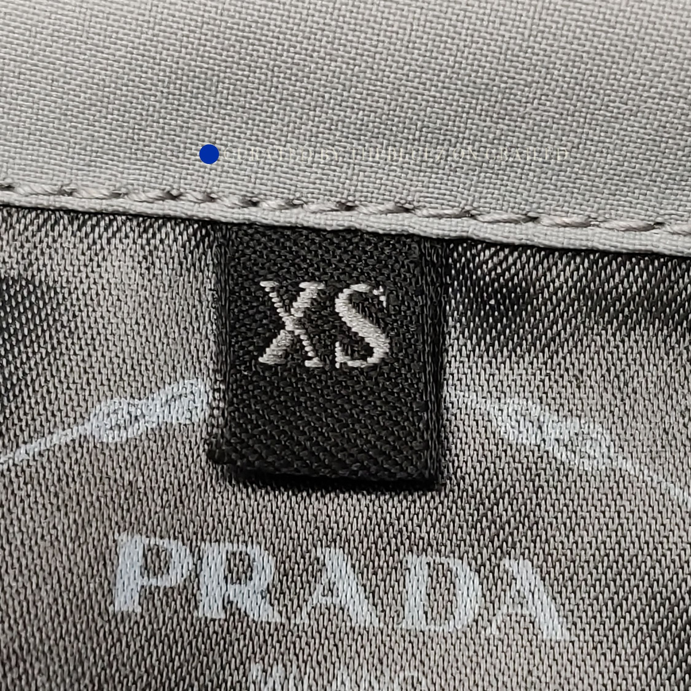 Prada Hooded Light Jacket in Gray Size US XS / EU 42 / 0 - 6 Thumbnail