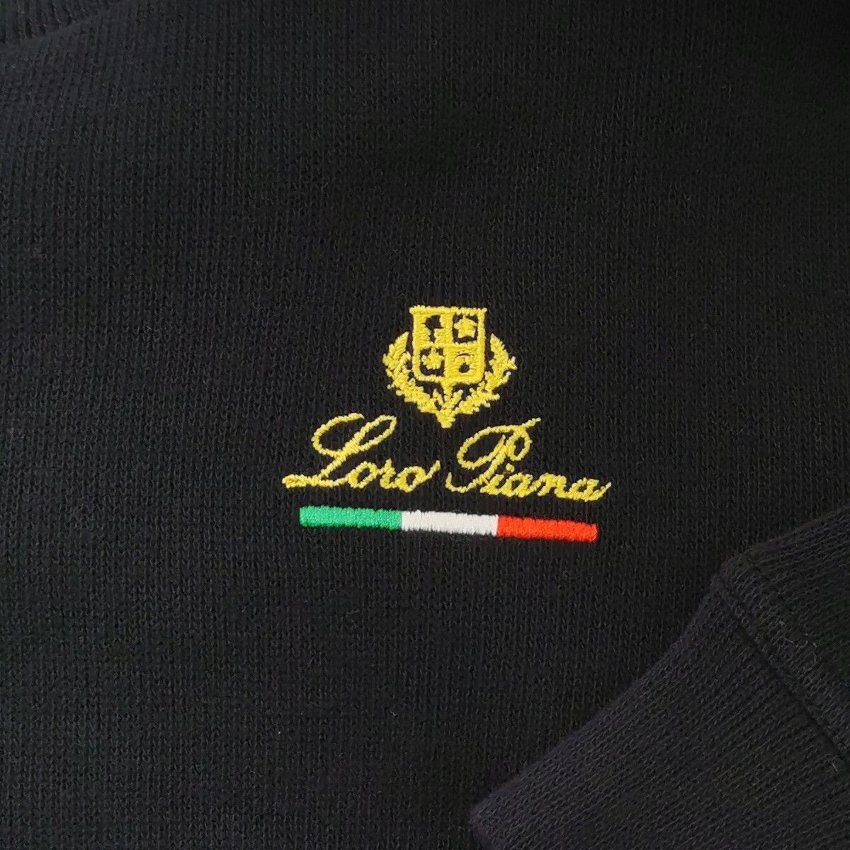 Loro Piana Classic Logo Sweatshirt in Black Size US S / EU 44-46 / 1 - 3 Thumbnail