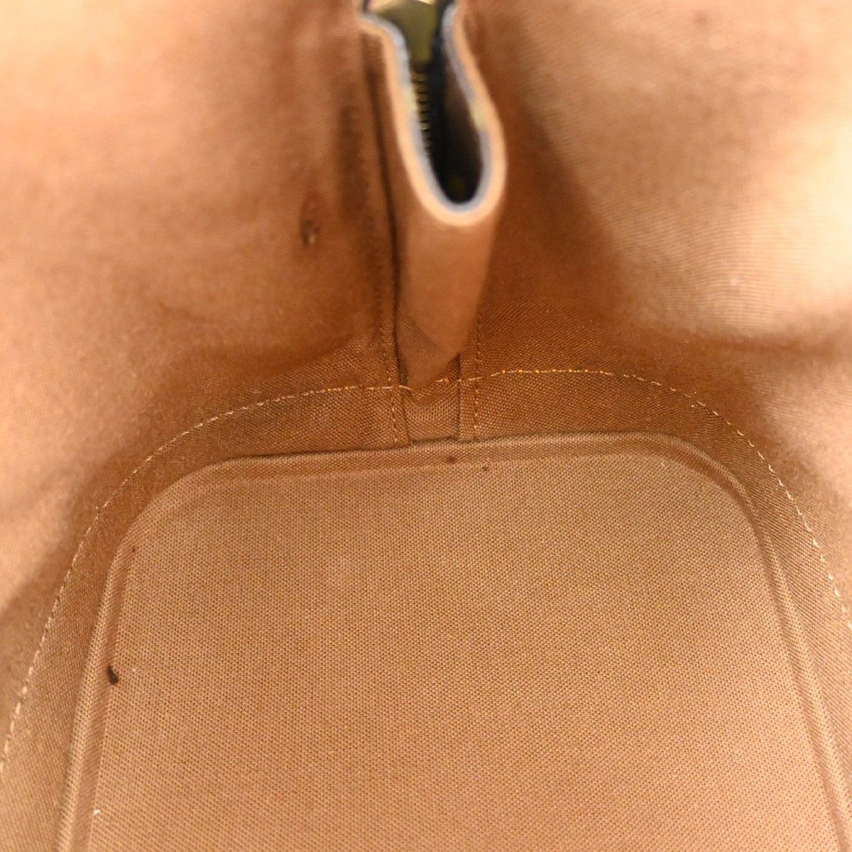 Louis Vuitton Louis Vuitton Alma Handbag Monogram Canvas Size ONE SIZE - 16 Thumbnail