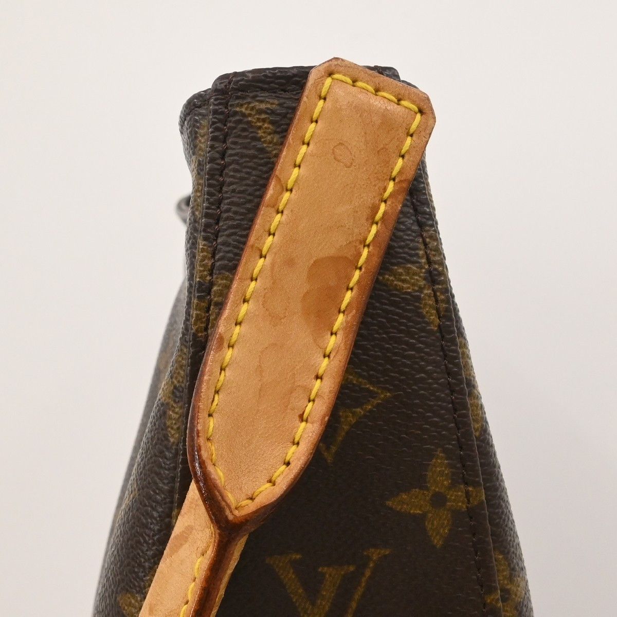 Louis Vuitton Louis Vuitton Monogram Looping Handbag Monogram Canvas Size ONE SIZE - 12 Thumbnail