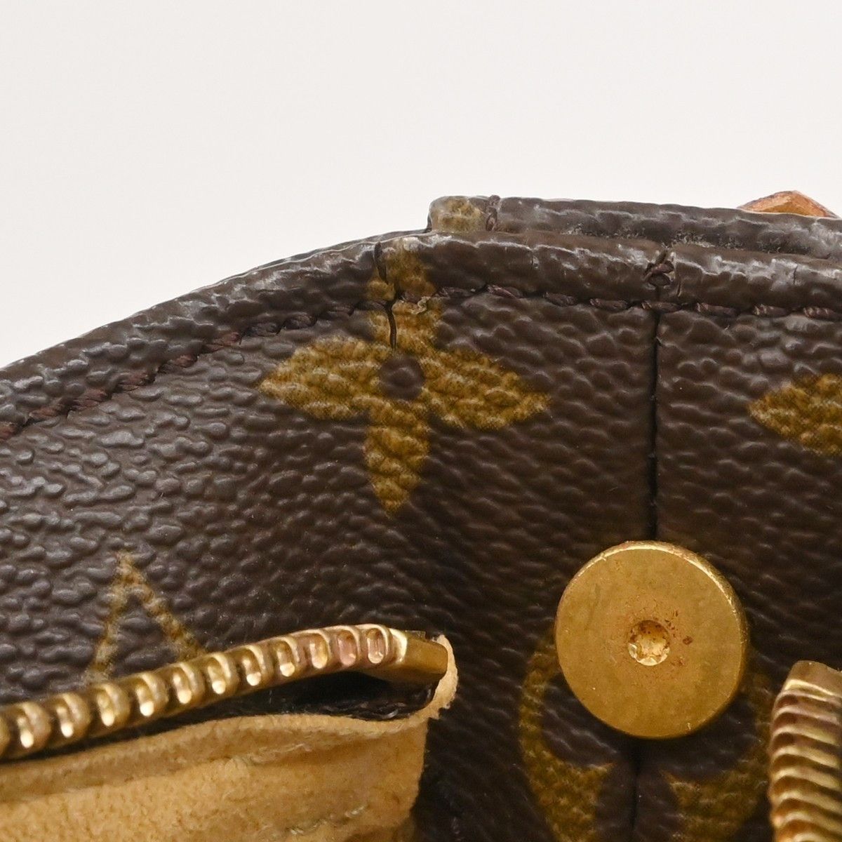 Louis Vuitton Louis Vuitton Monogram Looping Handbag Monogram Canvas Size ONE SIZE - 14 Thumbnail
