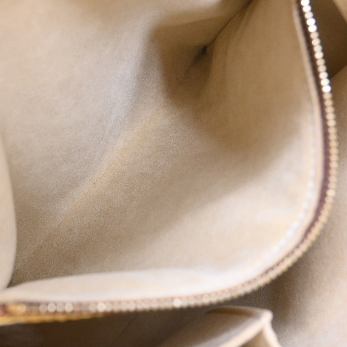 Louis Vuitton Louis Vuitton Monogram Looping Handbag Monogram Canvas Size ONE SIZE - 16 Thumbnail