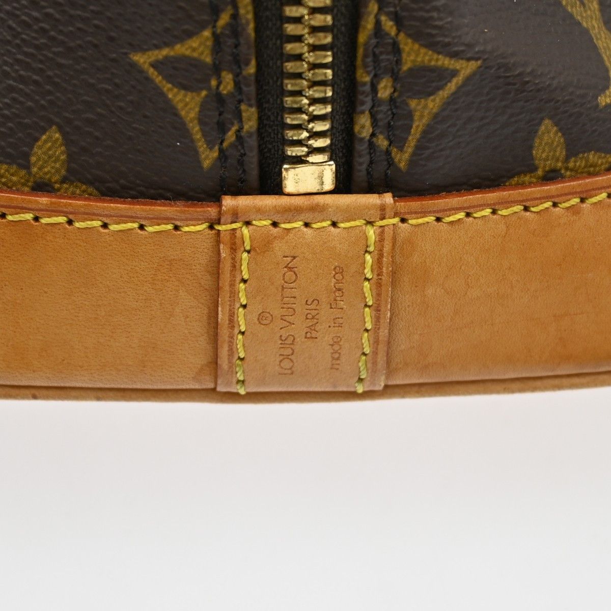 Louis Vuitton Louis Vuitton Alma Handbag Monogram Canvas Size ONE SIZE - 4 Thumbnail