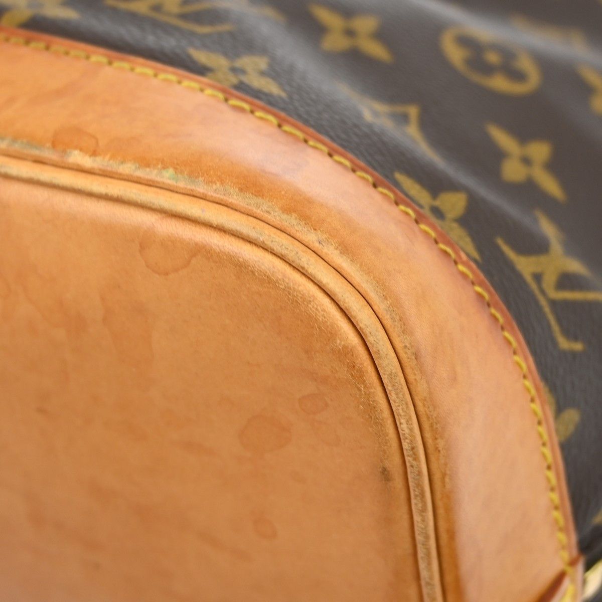 Louis Vuitton Louis Vuitton Alma Handbag Monogram Canvas Size ONE SIZE - 9 Thumbnail