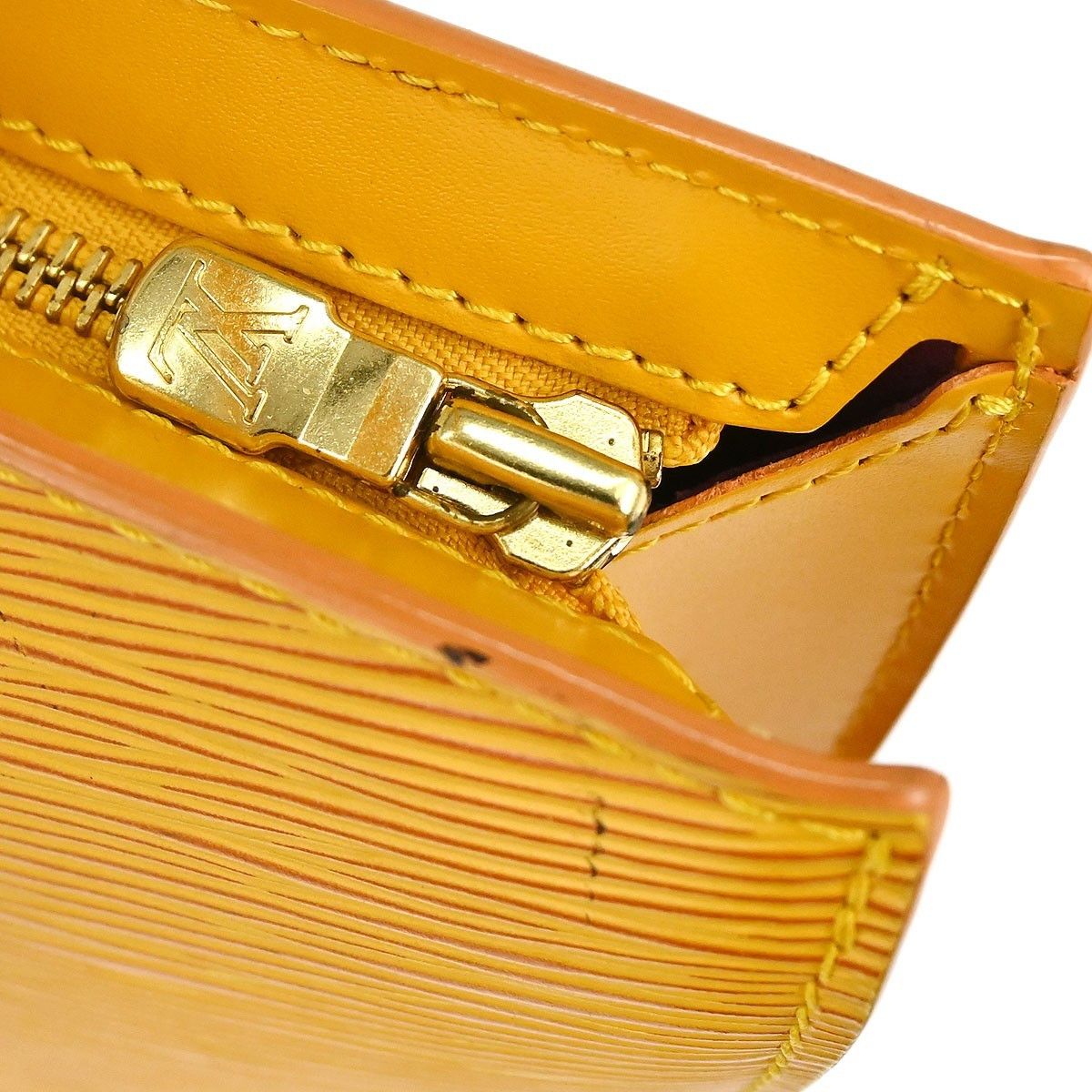 Louis Vuitton Louis Vuitton Saint Jacques Epi Leather Size ONE SIZE - 8 Thumbnail
